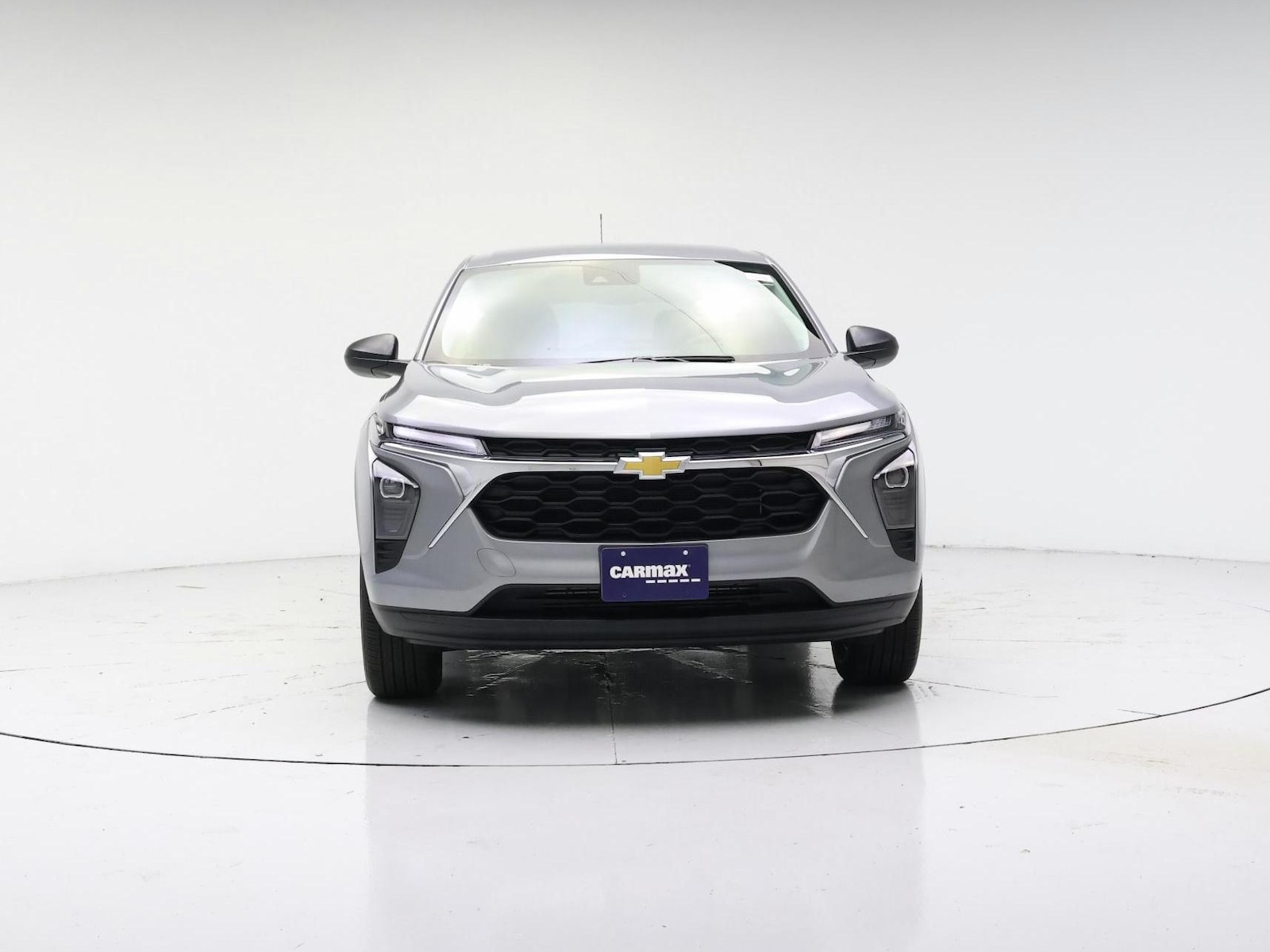 2024 Chevrolet Trax LS - Photo 6