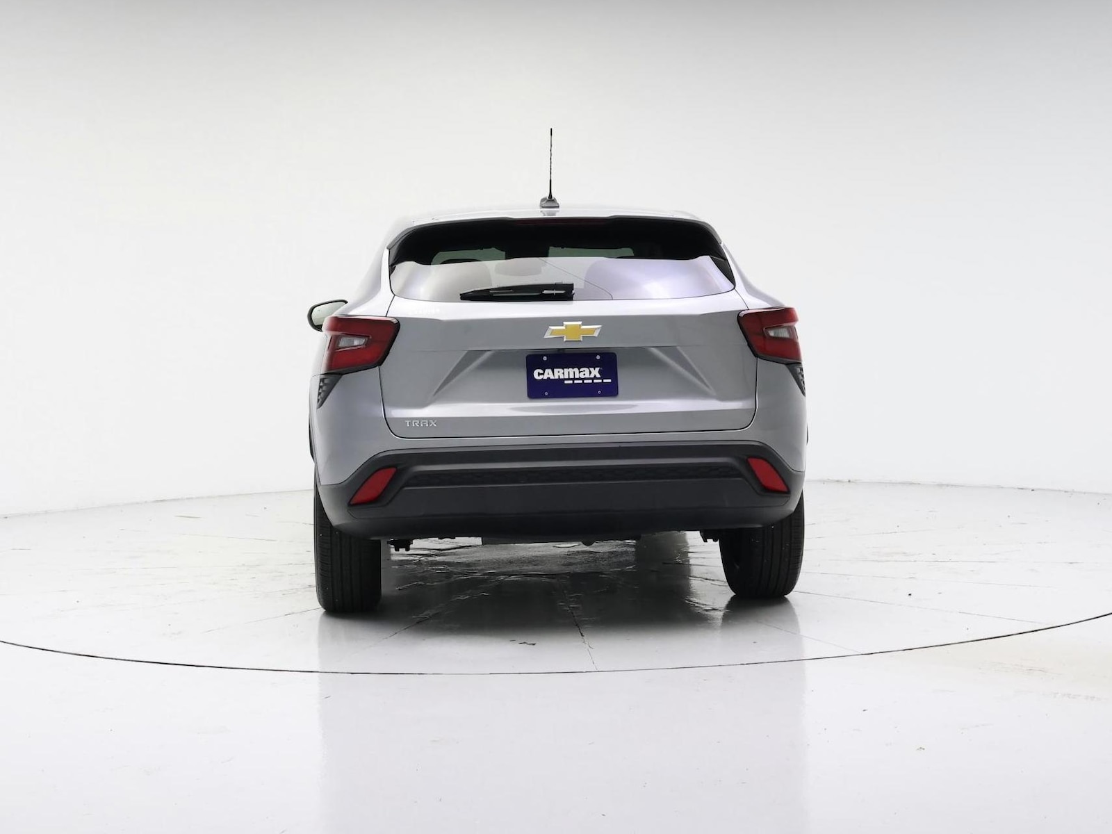 2024 Chevrolet Trax LS - Photo 7