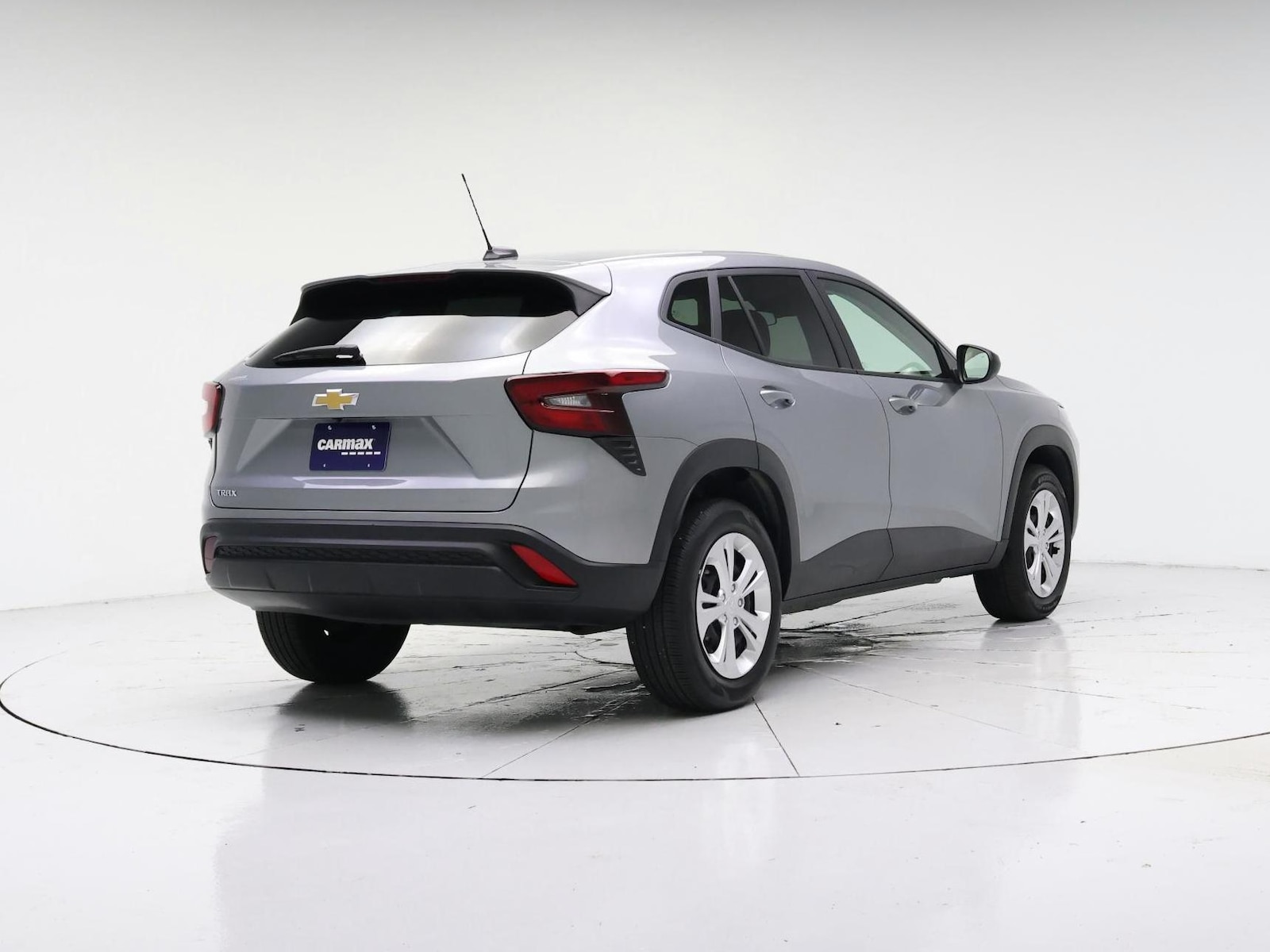 2024 Chevrolet Trax LS - Photo 9
