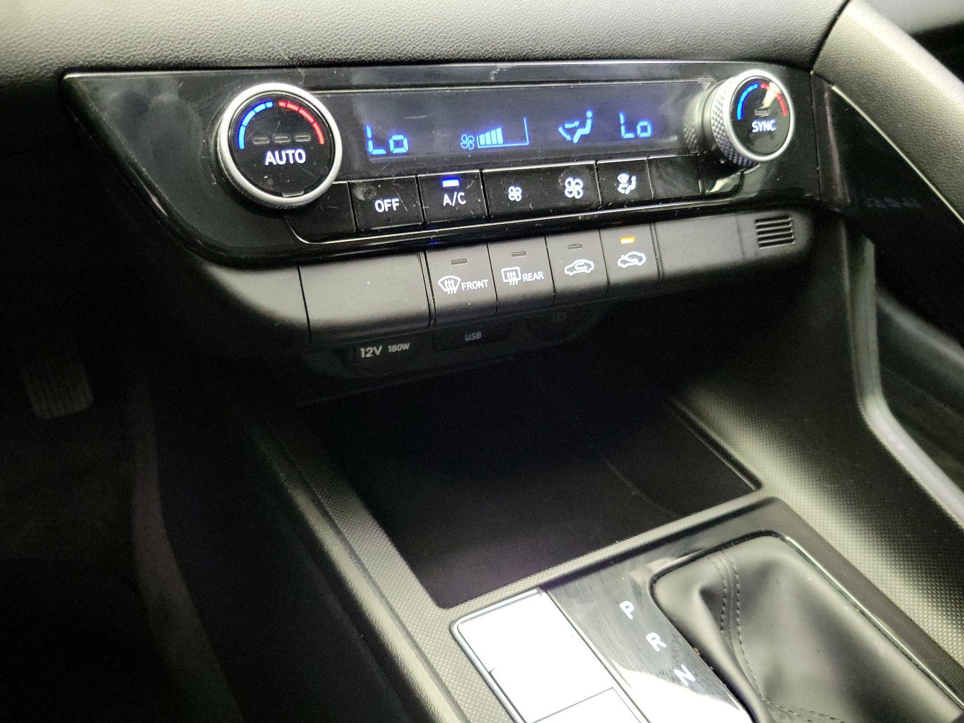 Thumbnail: 2025 Hyundai Elantra - 16