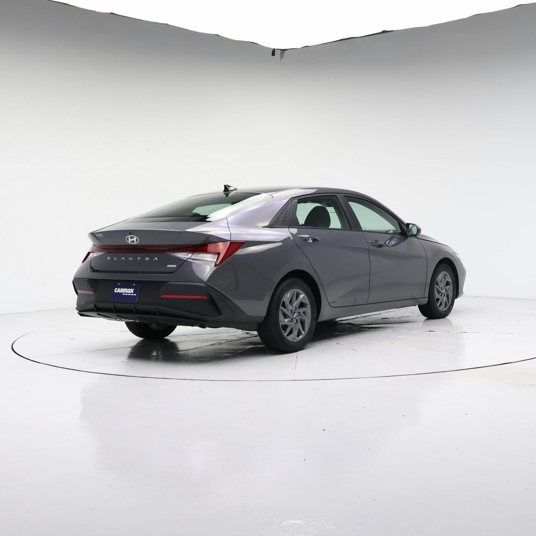 Thumbnail: 2025 Hyundai Elantra - 8