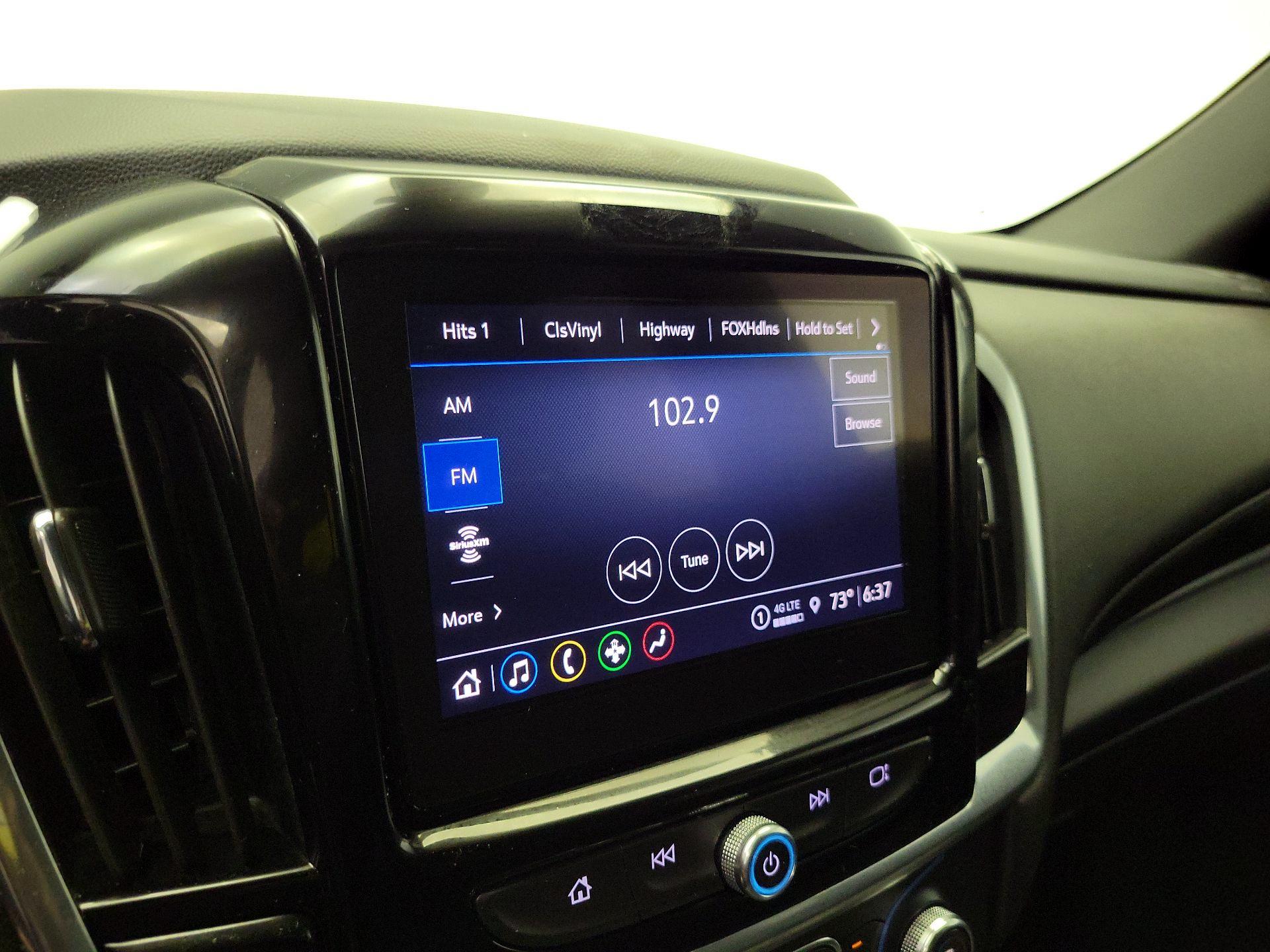 Thumbnail: 2022 Chevrolet Traverse - 15