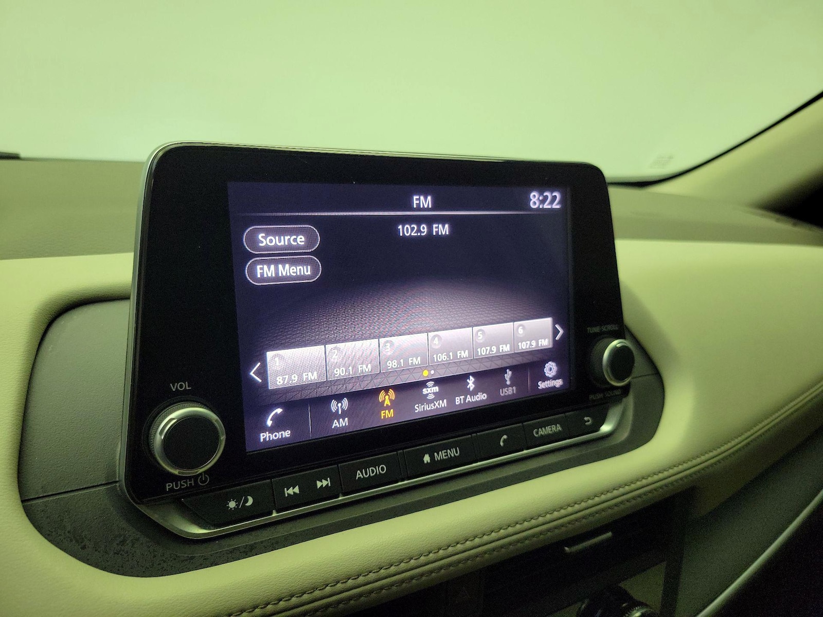 2024 Nissan Rogue SV - Photo 16