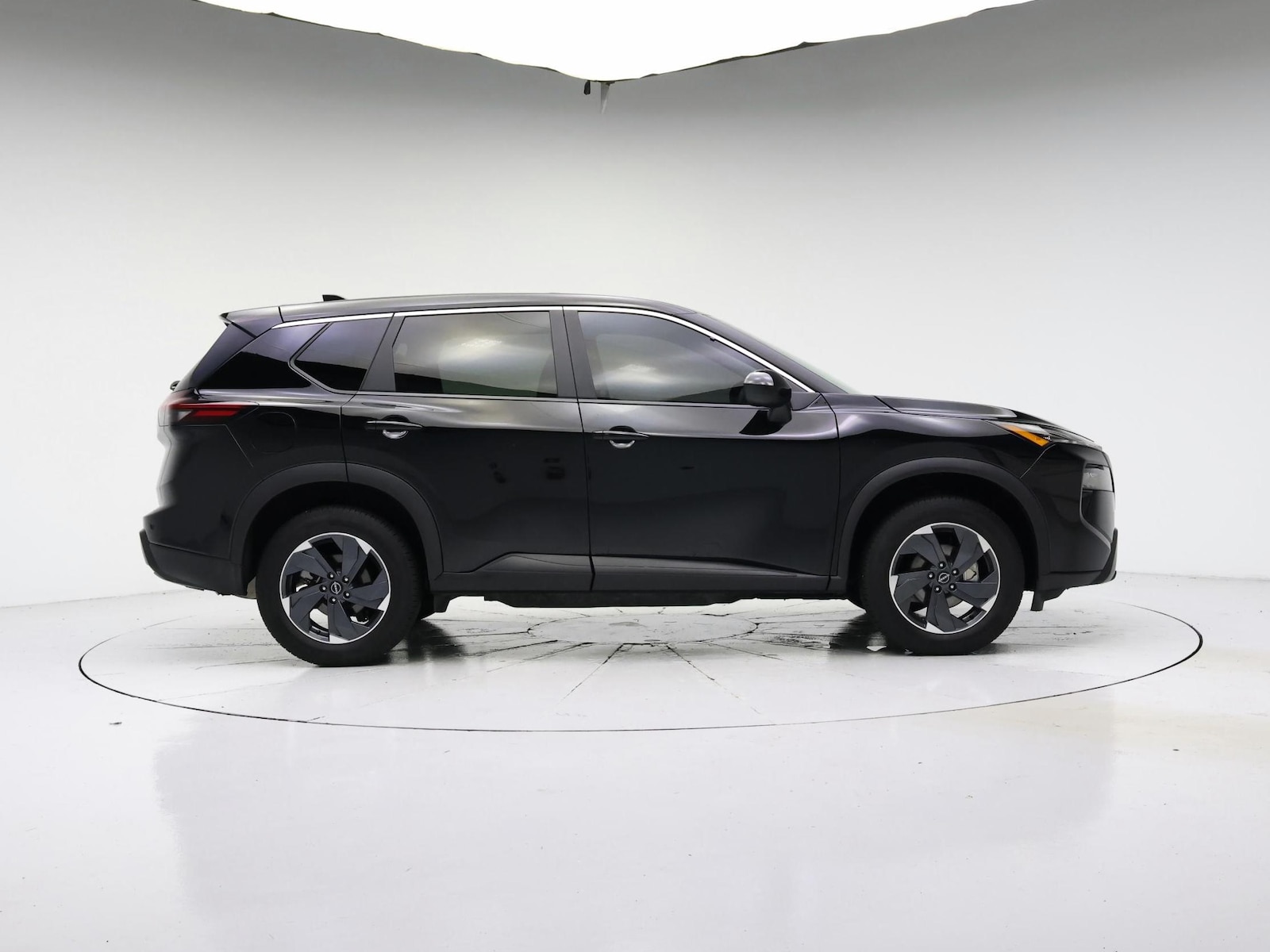 2024 Nissan Rogue SV - Photo 8