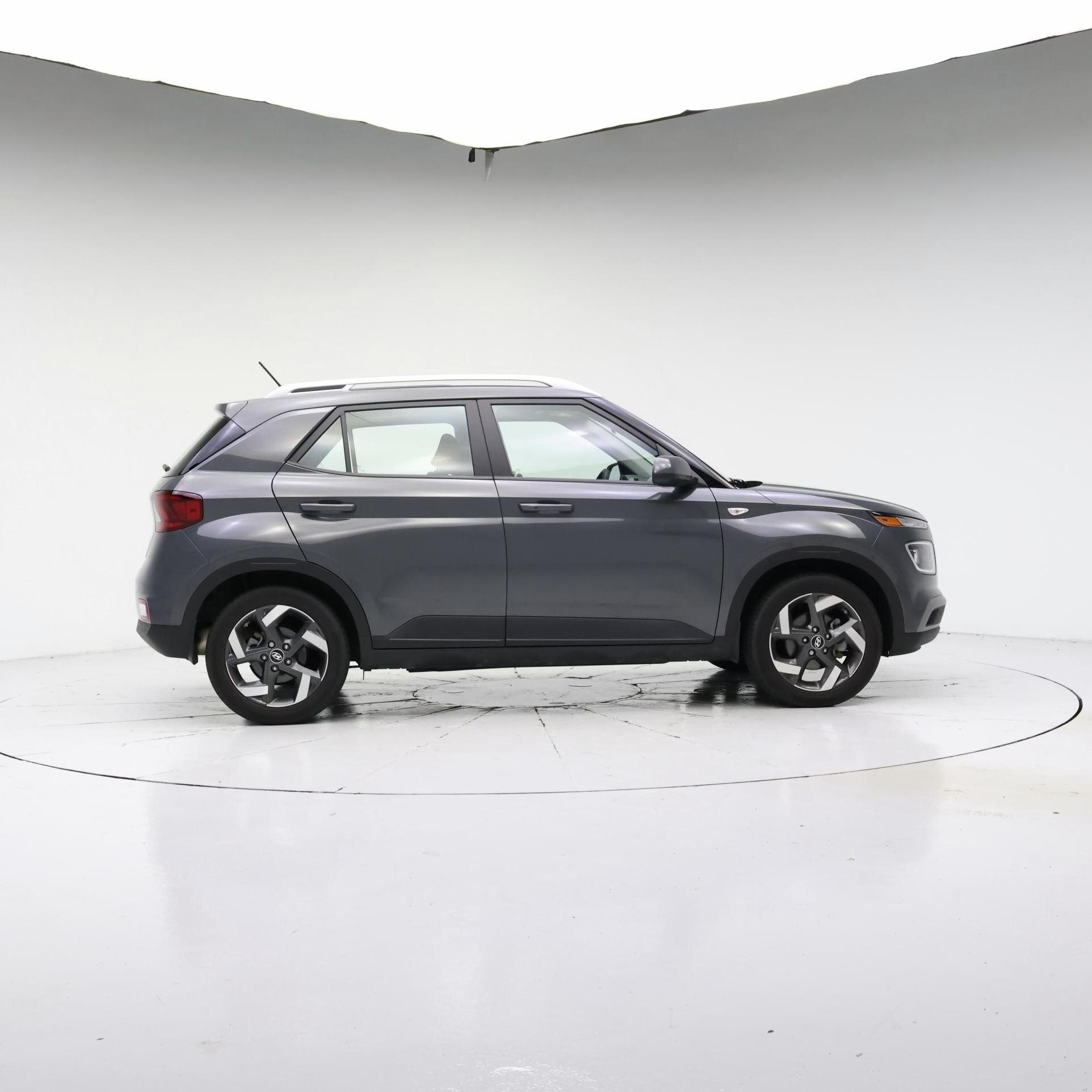 Thumbnail: 2025 Hyundai Venue - 3