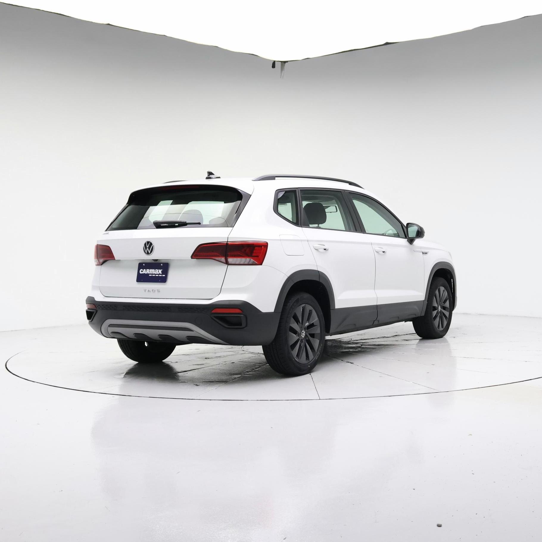 Thumbnail: 2022 Volkswagen Taos - 8
