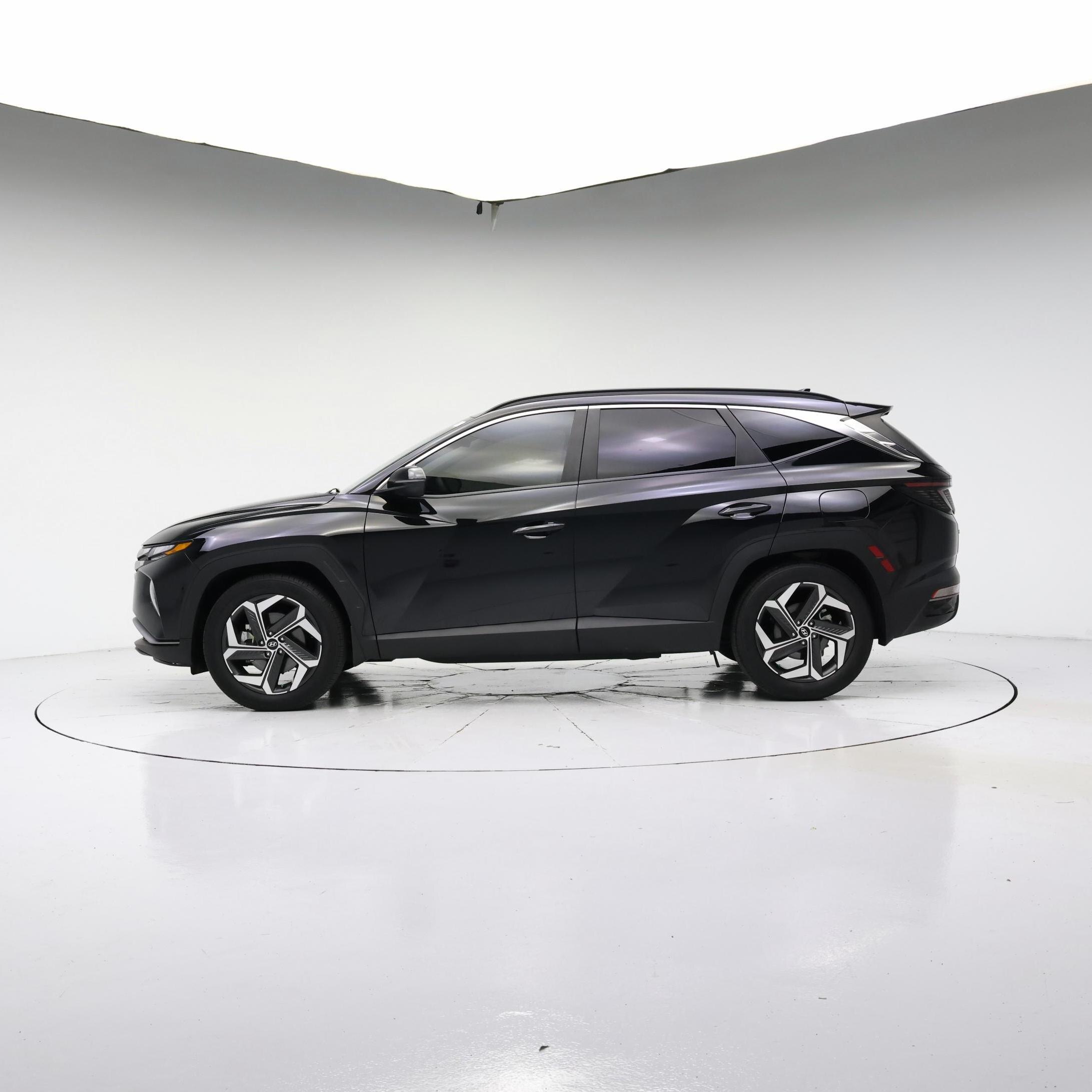 Thumbnail: 2024 Hyundai Tucson - 3