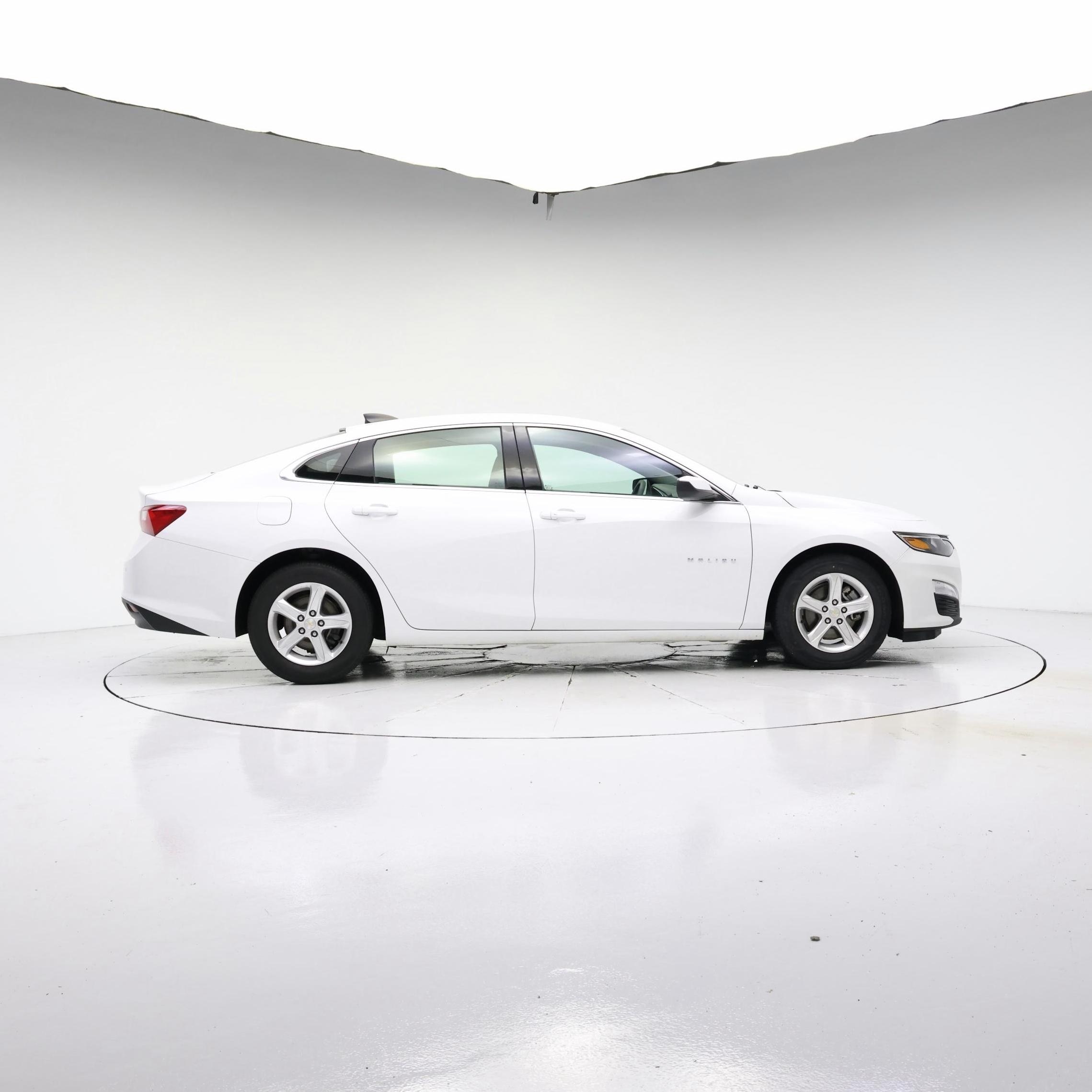 Thumbnail: 2022 Chevrolet Malibu - 7