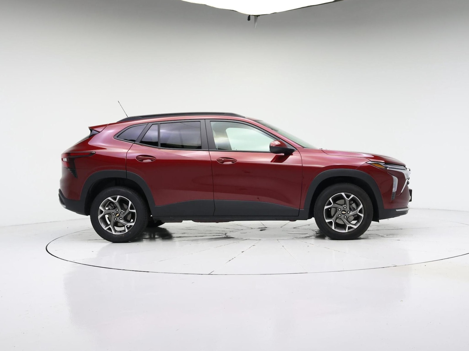 2025 Chevrolet Trax LT - Photo 8