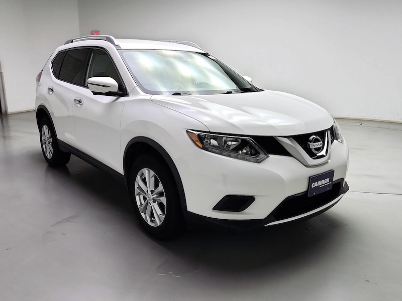 2016 Nissan Rogue SV -
                  Schaumburg, IL