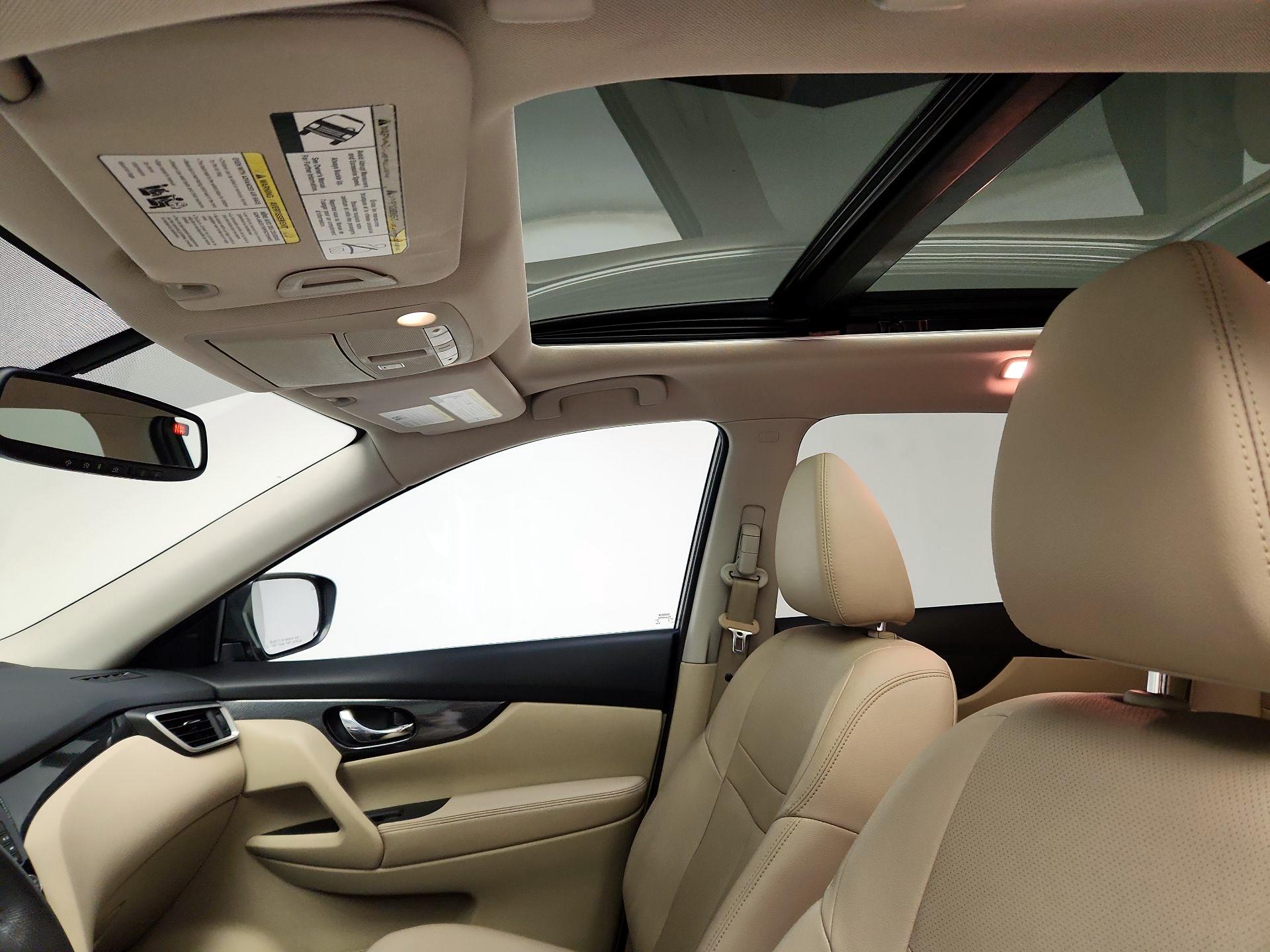 Thumbnail: 2016 Nissan Rogue - 18