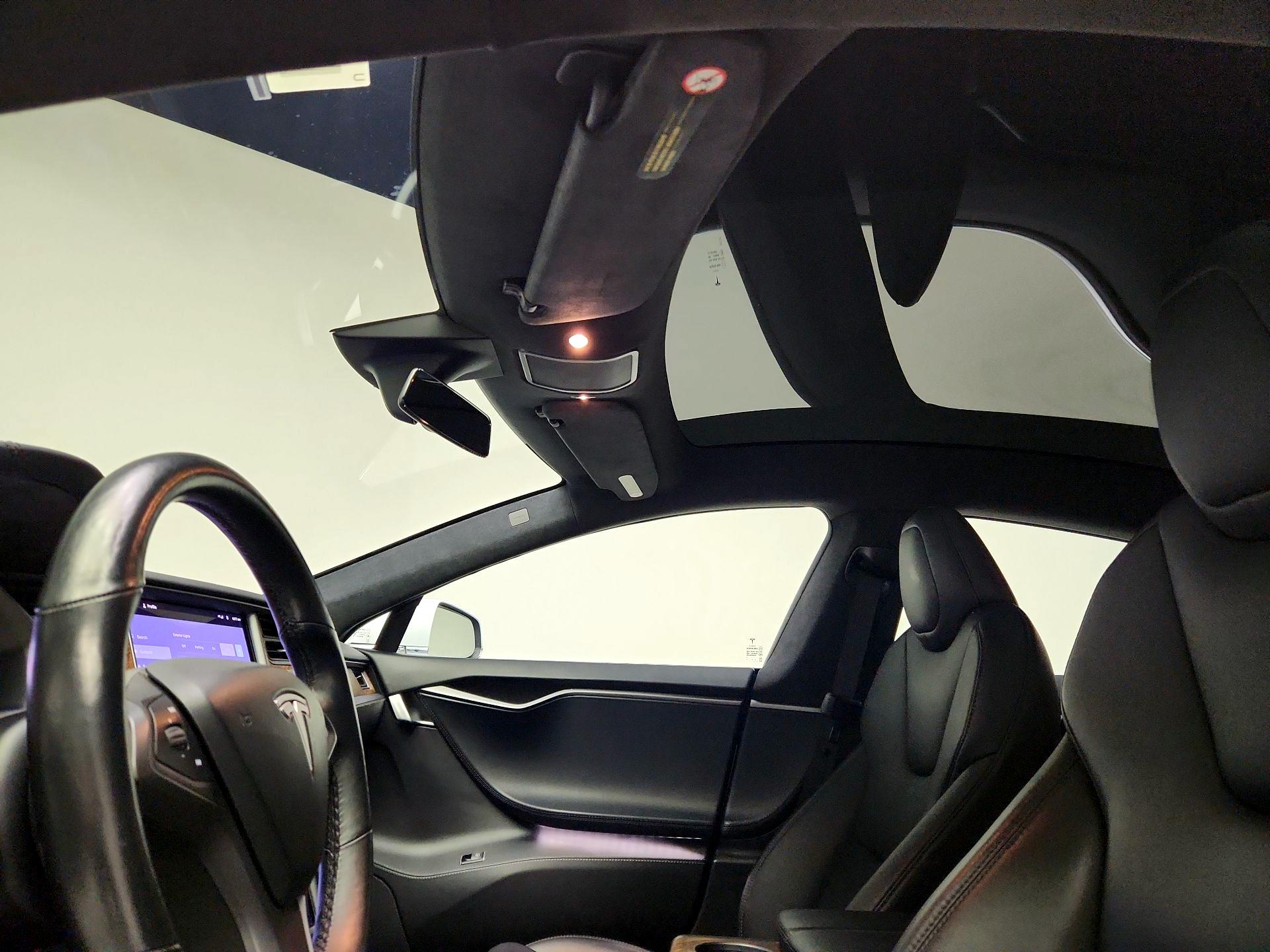 Thumbnail: 2021 Tesla Model S - 17
