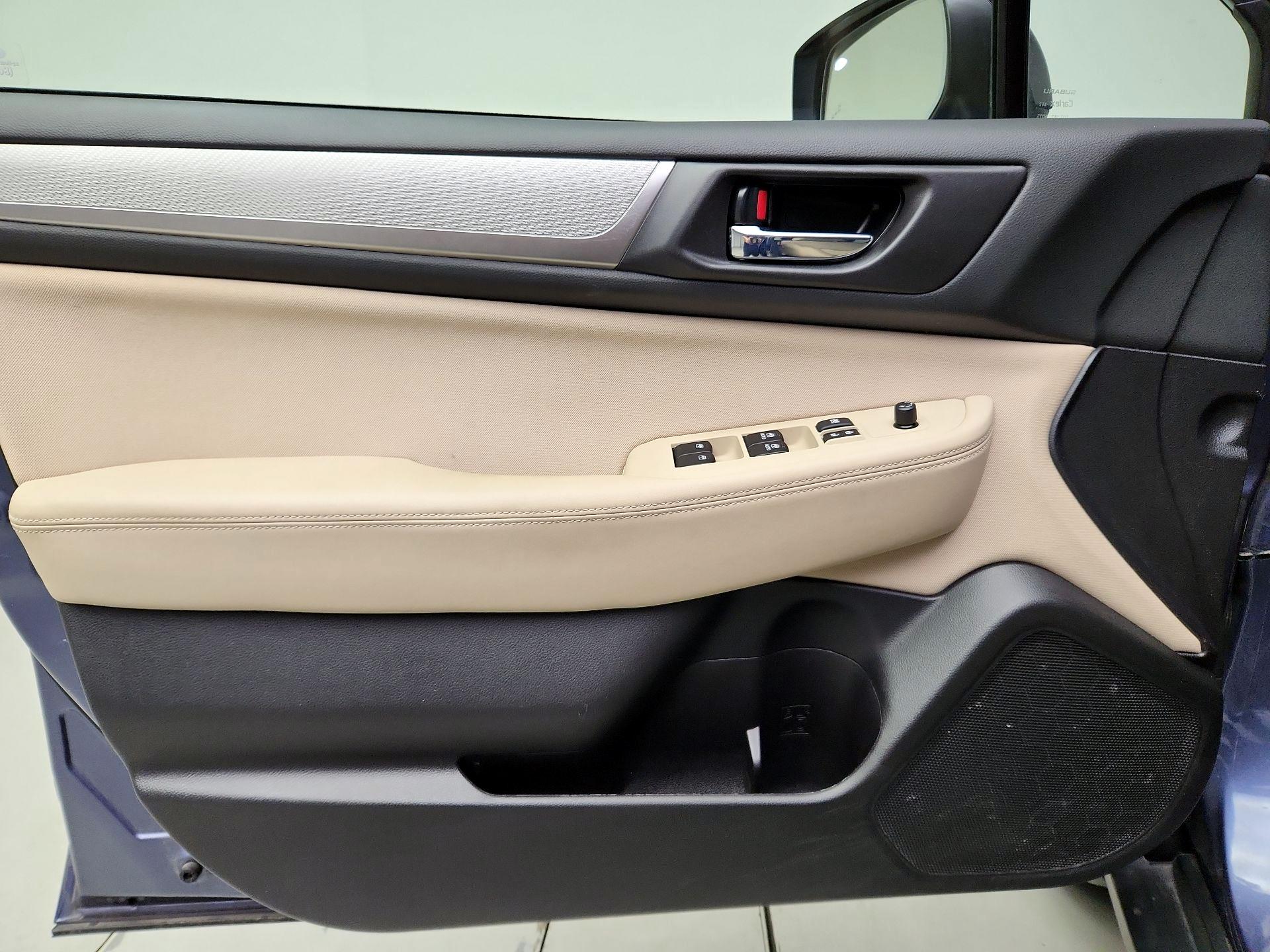 Thumbnail: 2017 Subaru Outback - 10
