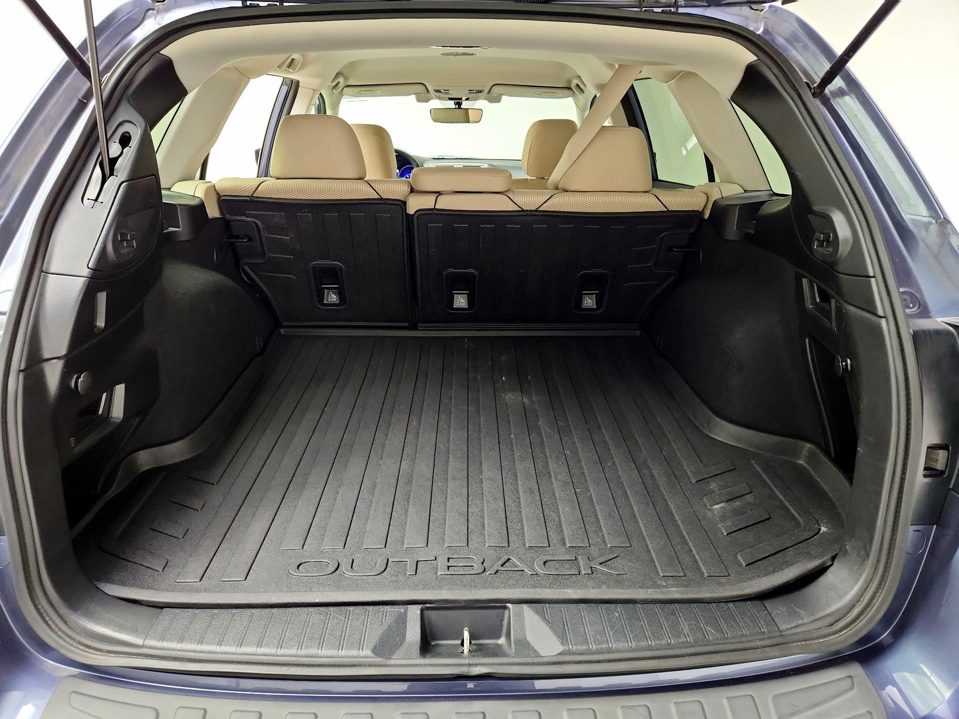 Thumbnail: 2017 Subaru Outback - 18