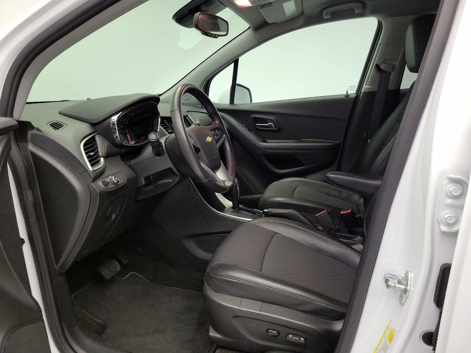 Power Seat(s) & Side Airbags