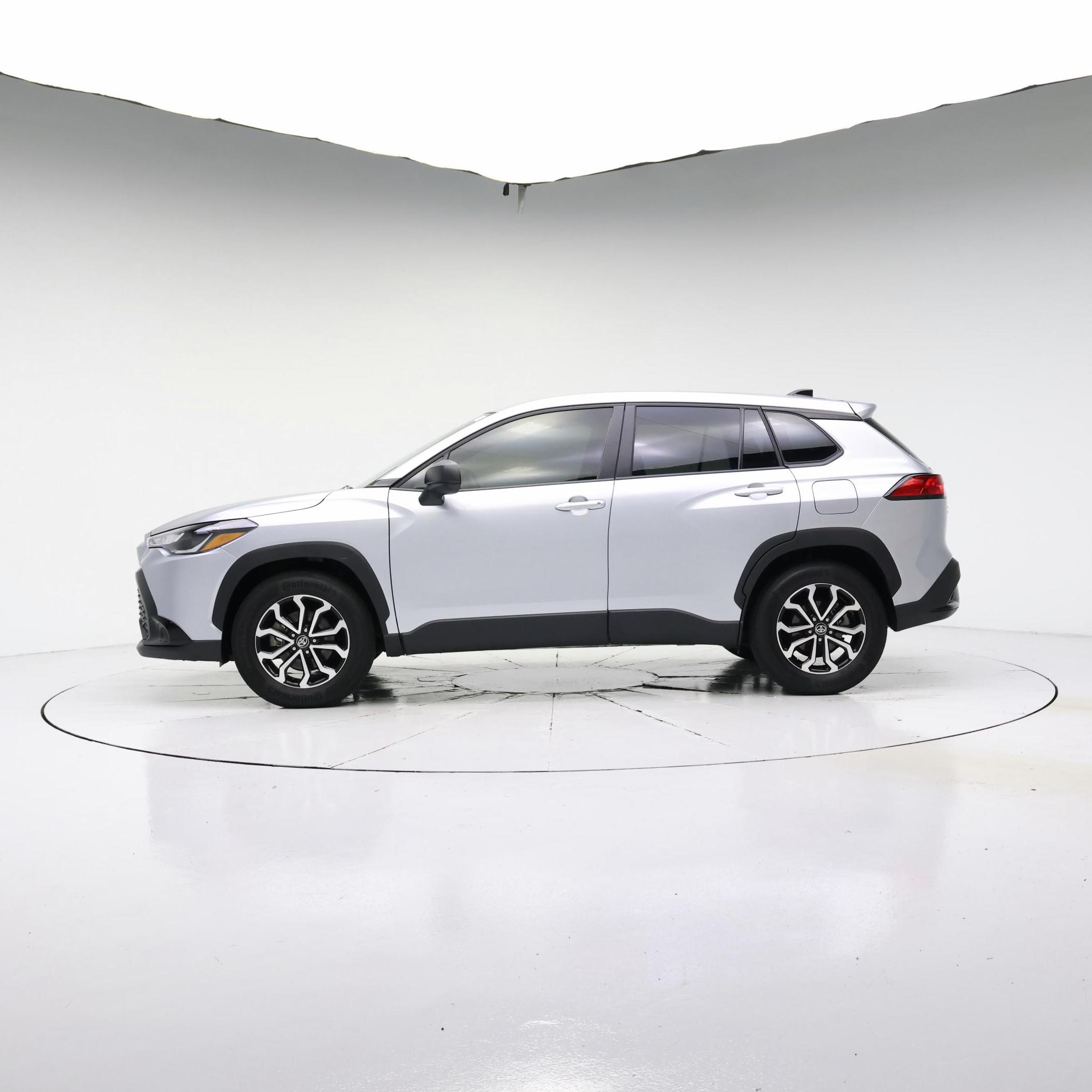 Thumbnail: 2025 Toyota Corolla Cross - 3