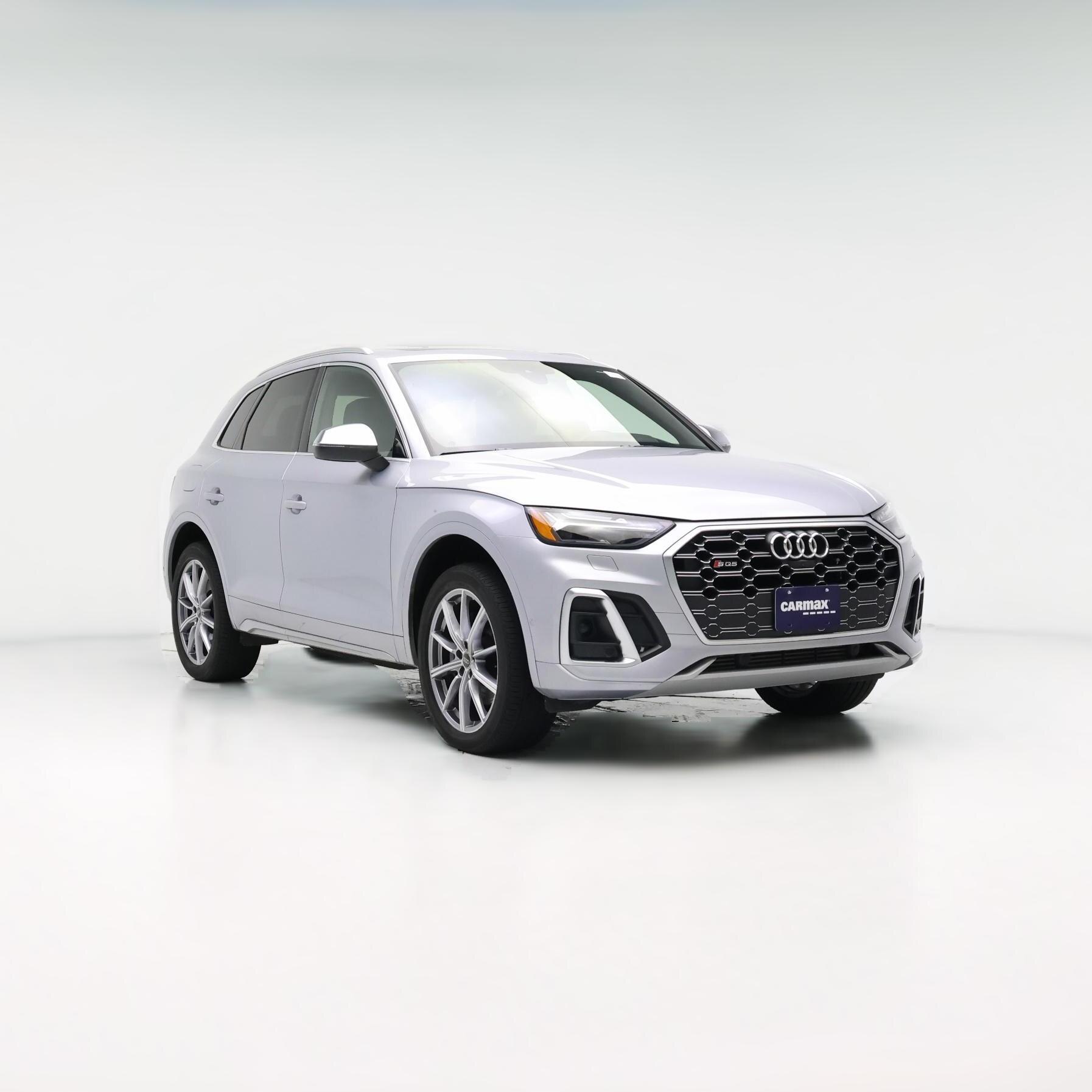 Thumbnail: 2023 Audi SQ5 - 1