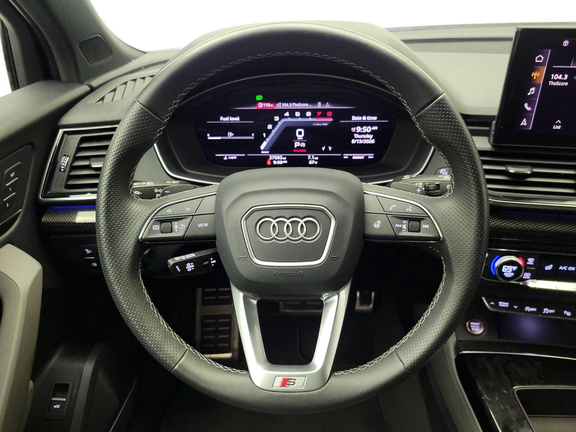 Thumbnail: 2023 Audi SQ5 - 10