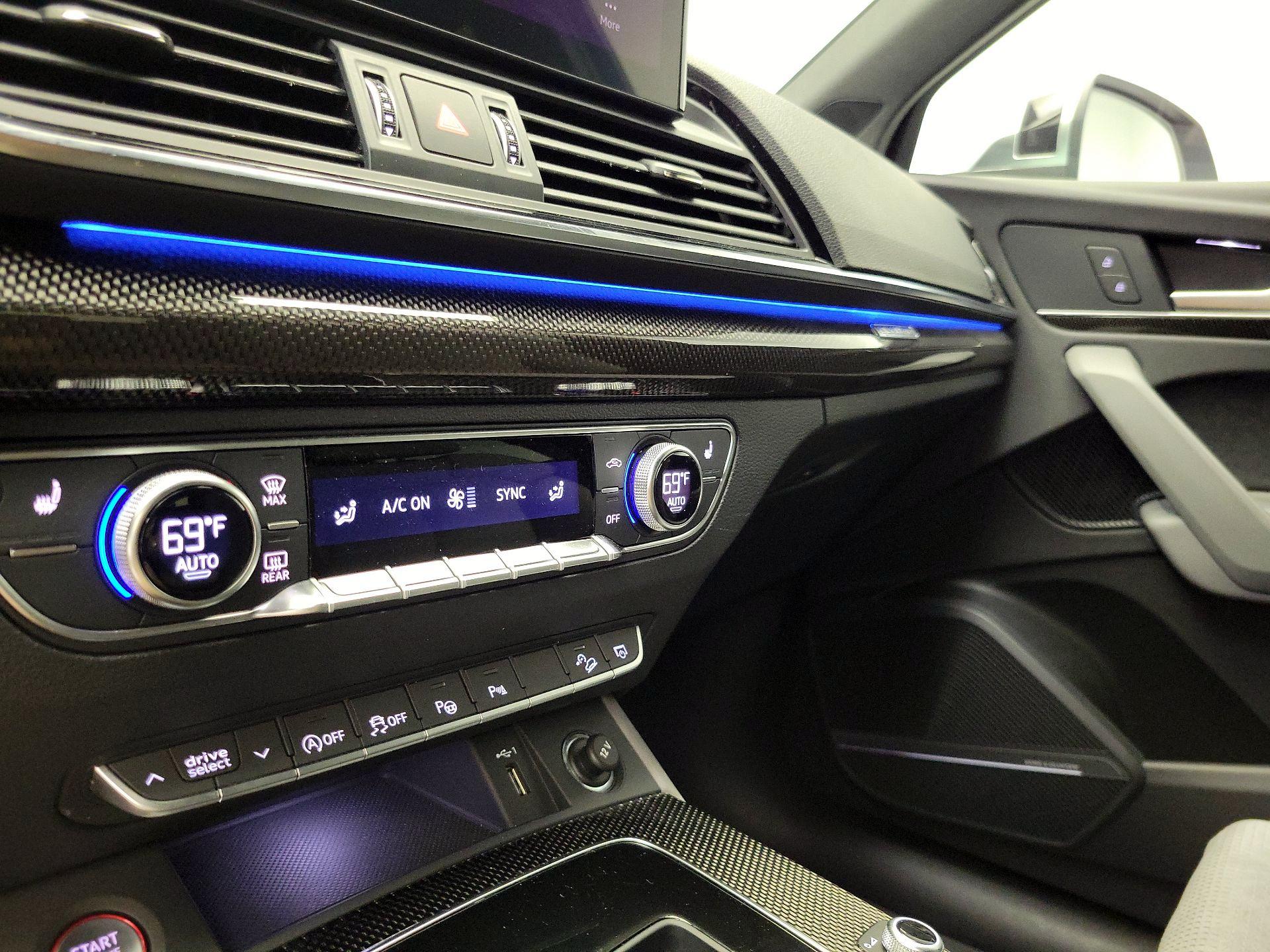 Thumbnail: 2023 Audi SQ5 - 17