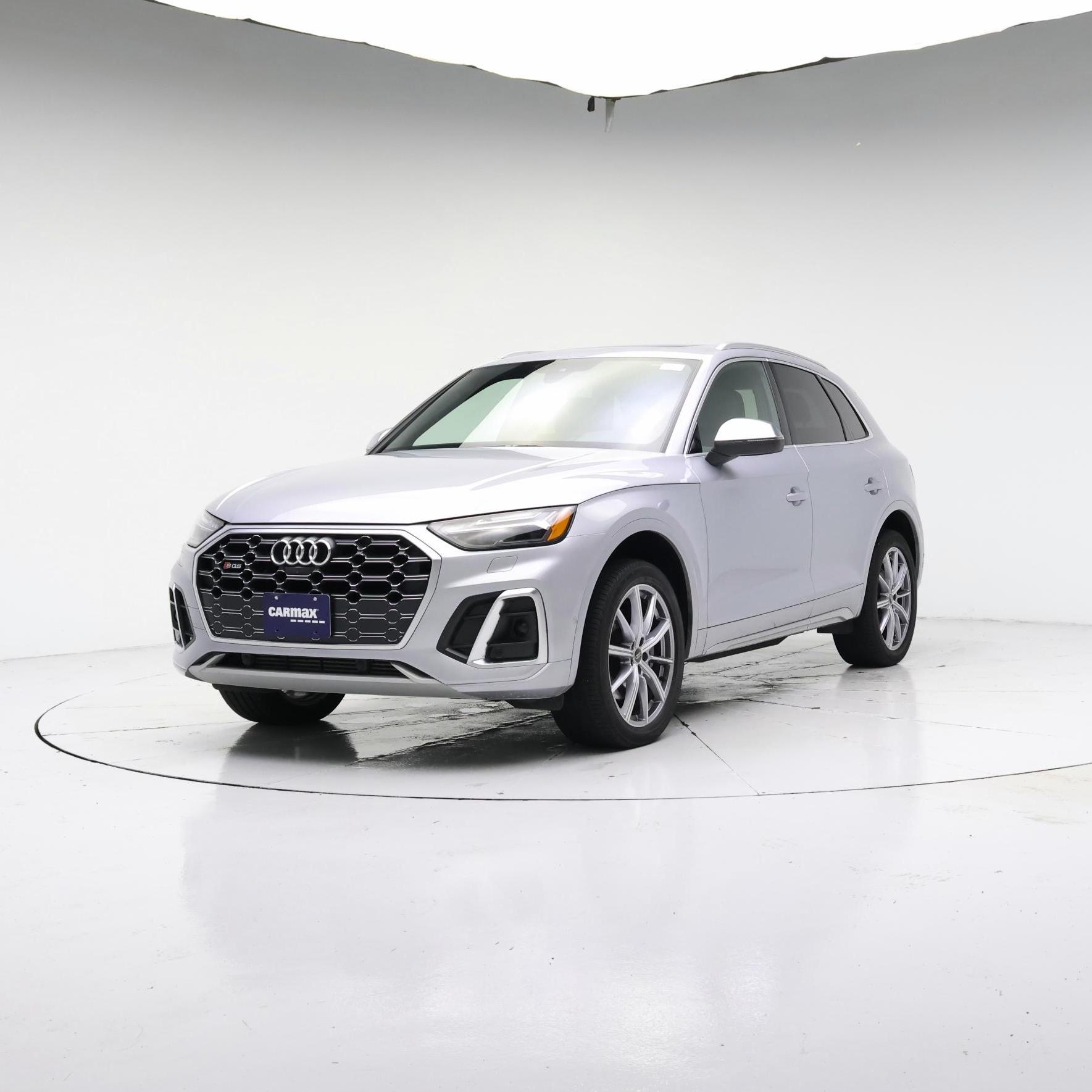 Thumbnail: 2023 Audi SQ5 - 4
