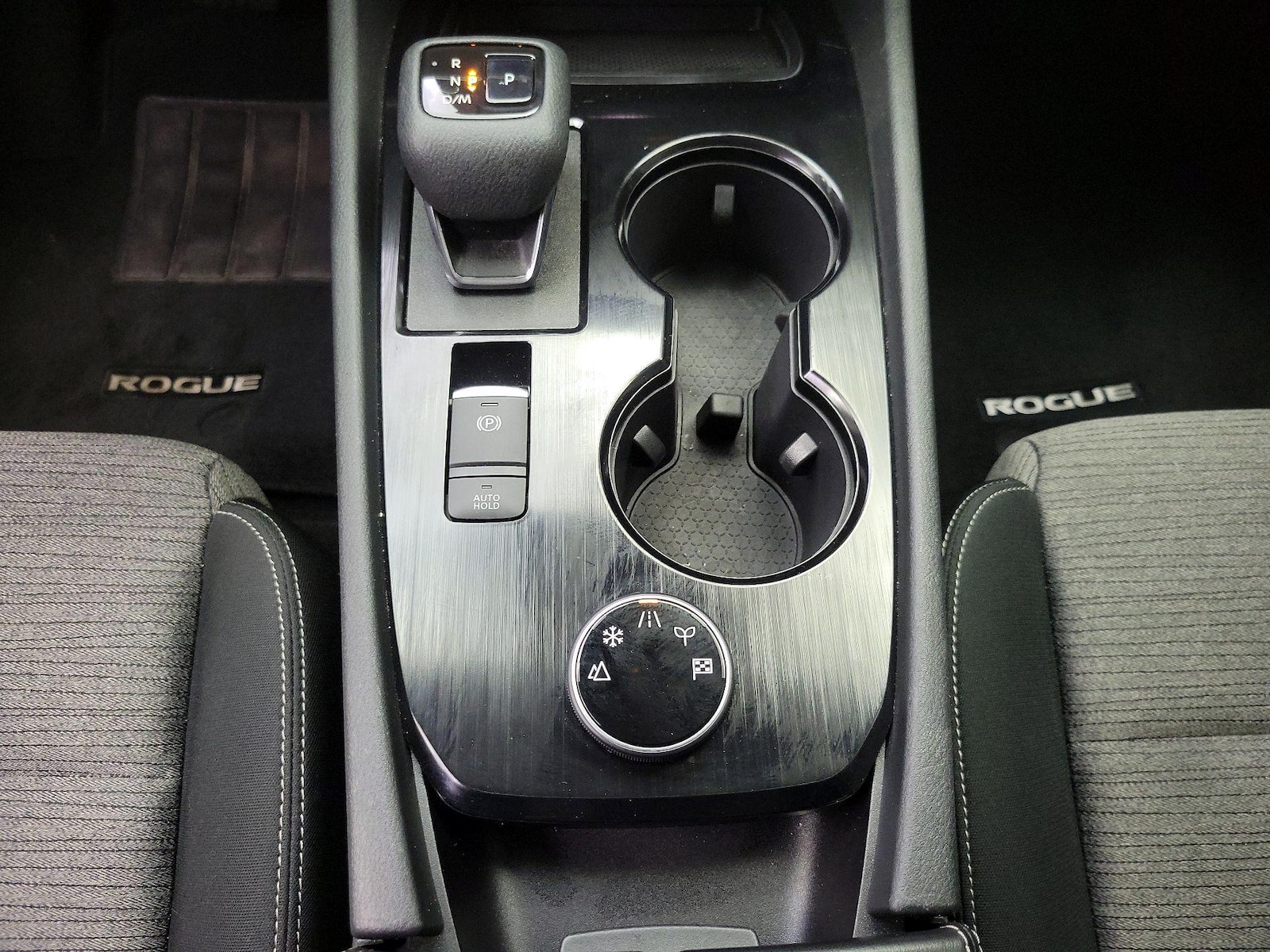 2021 Nissan Rogue S - Photo 16