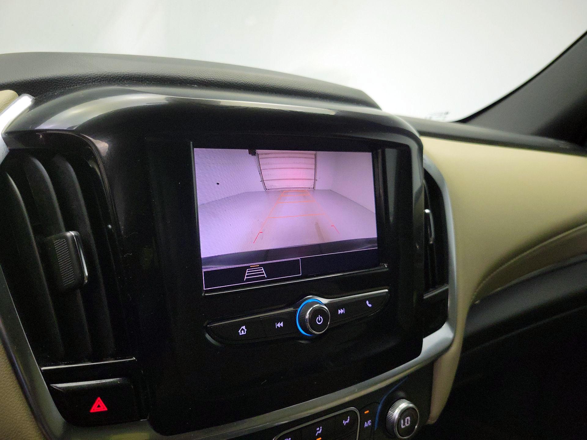 Thumbnail: 2023 Chevrolet Traverse - 14