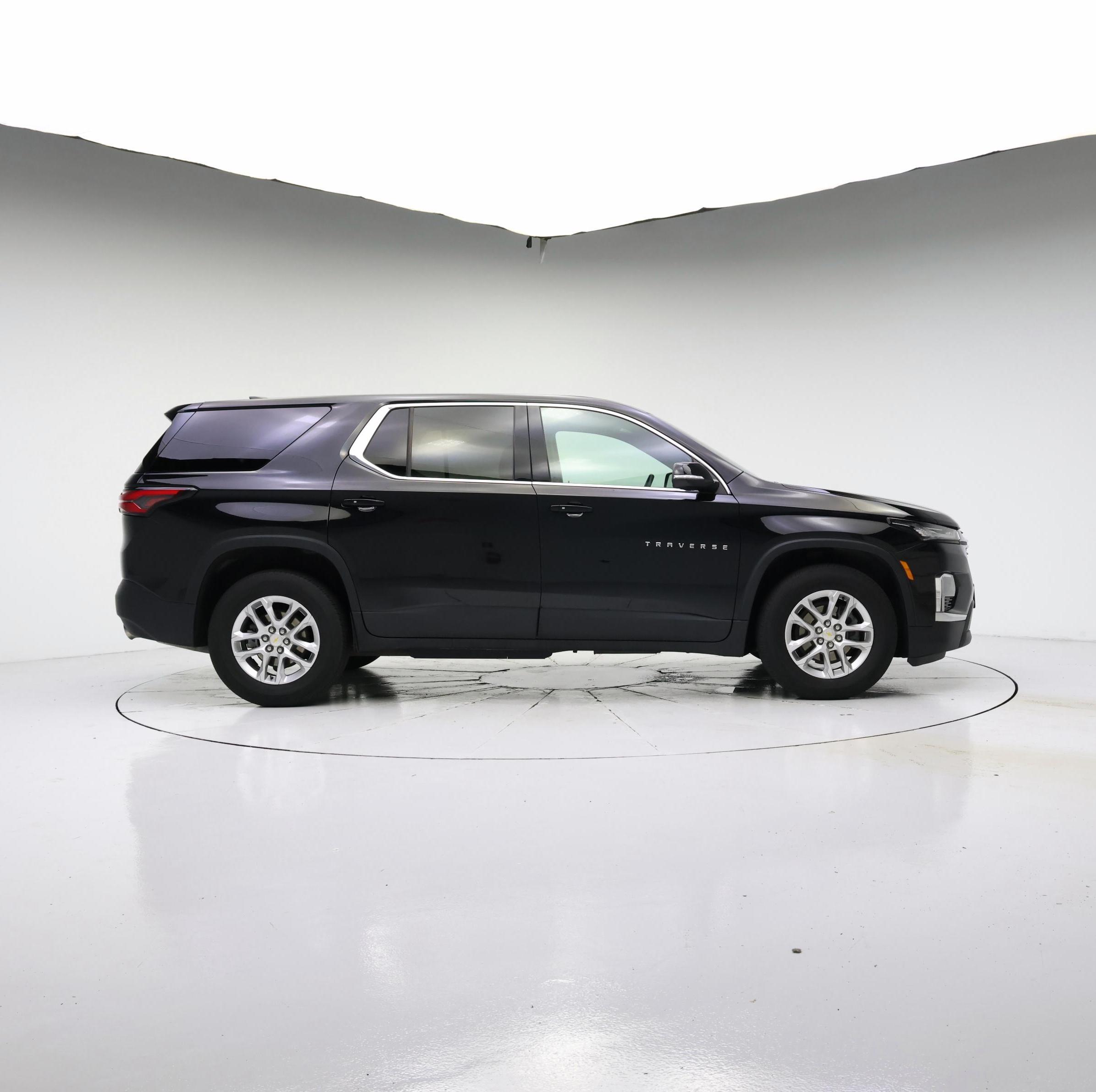 Thumbnail: 2023 Chevrolet Traverse - 7