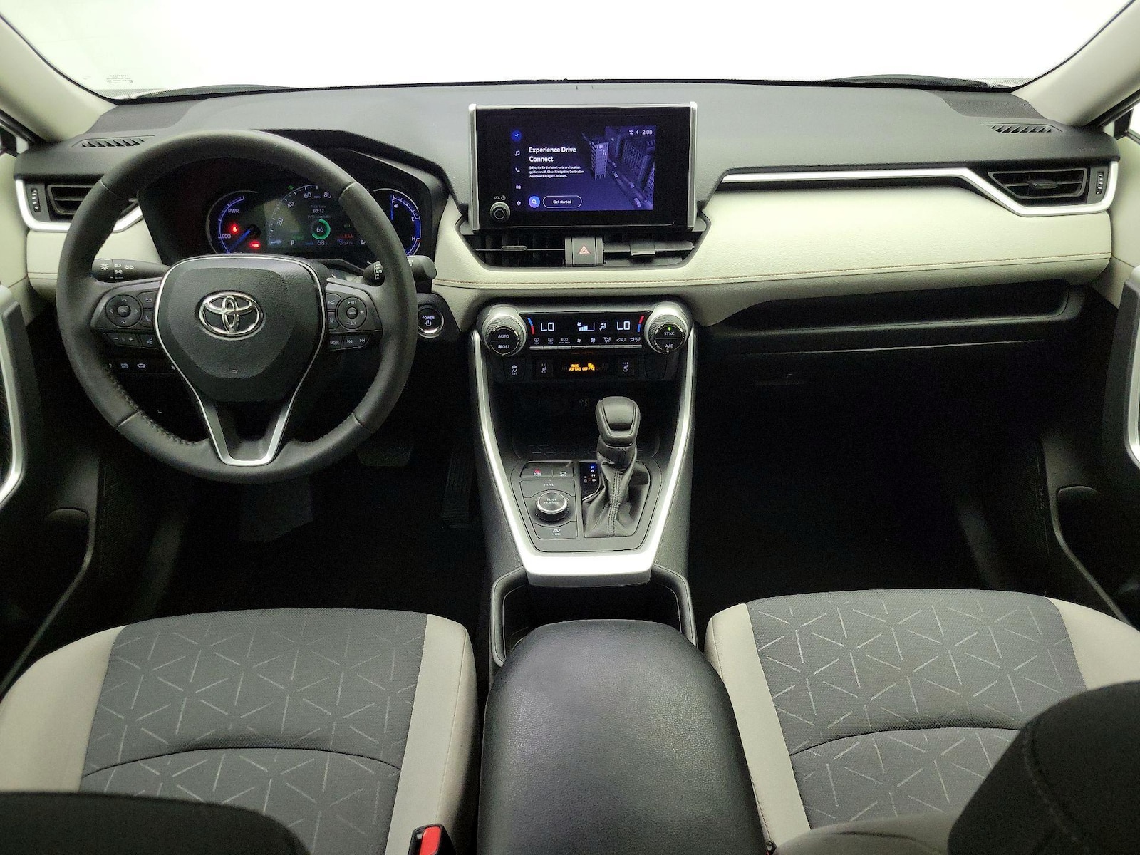 2024 Toyota RAV4 XLE - Photo 8