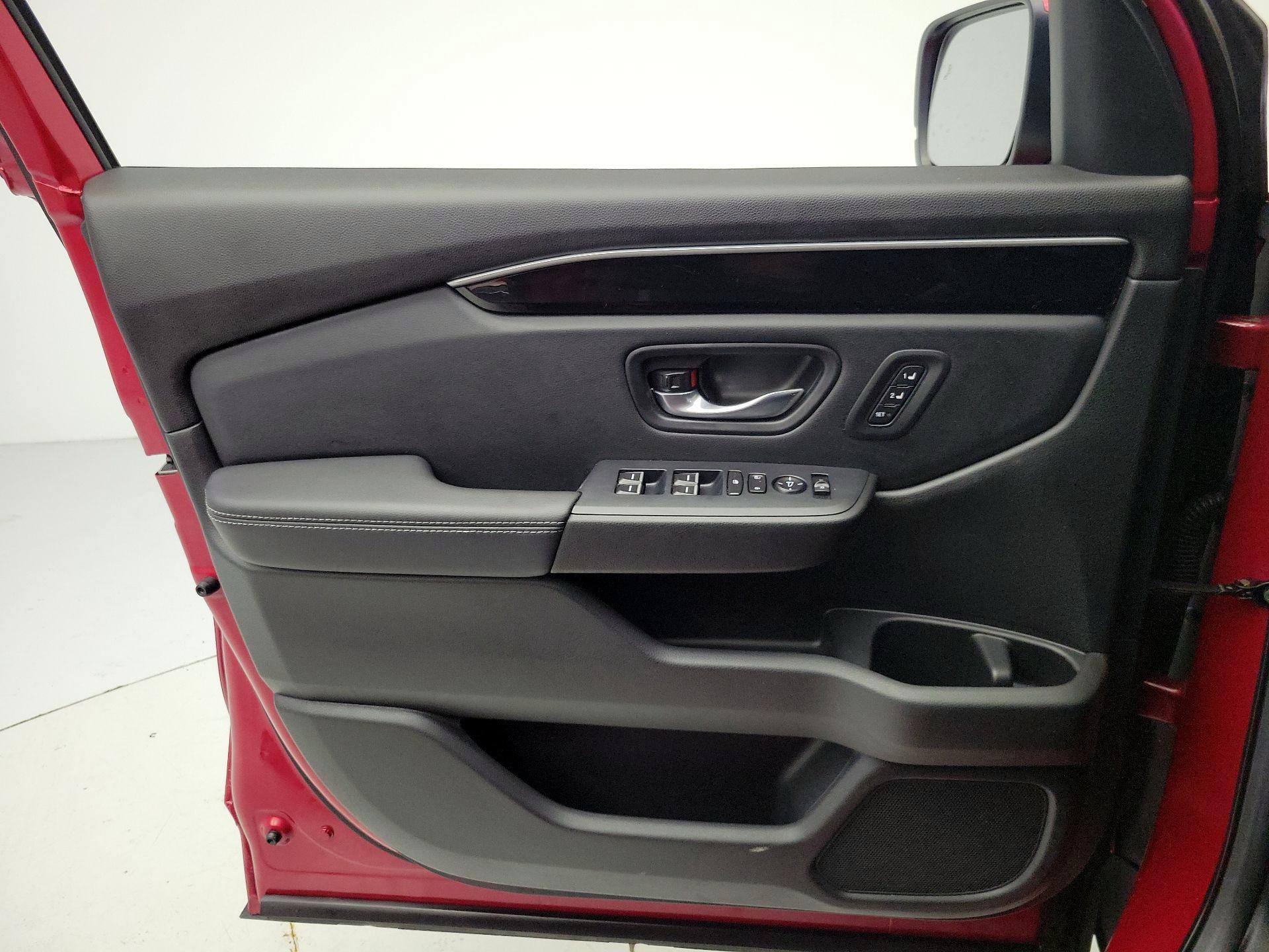 Thumbnail: 2024 Honda Pilot - 12