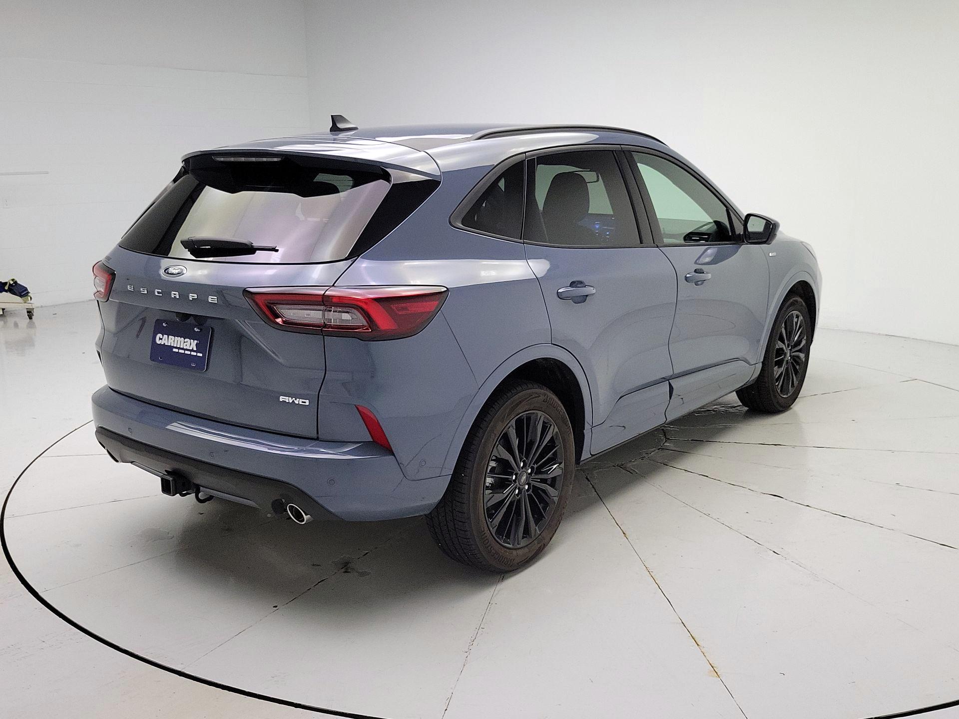 Thumbnail: 2023 Ford Escape - 5