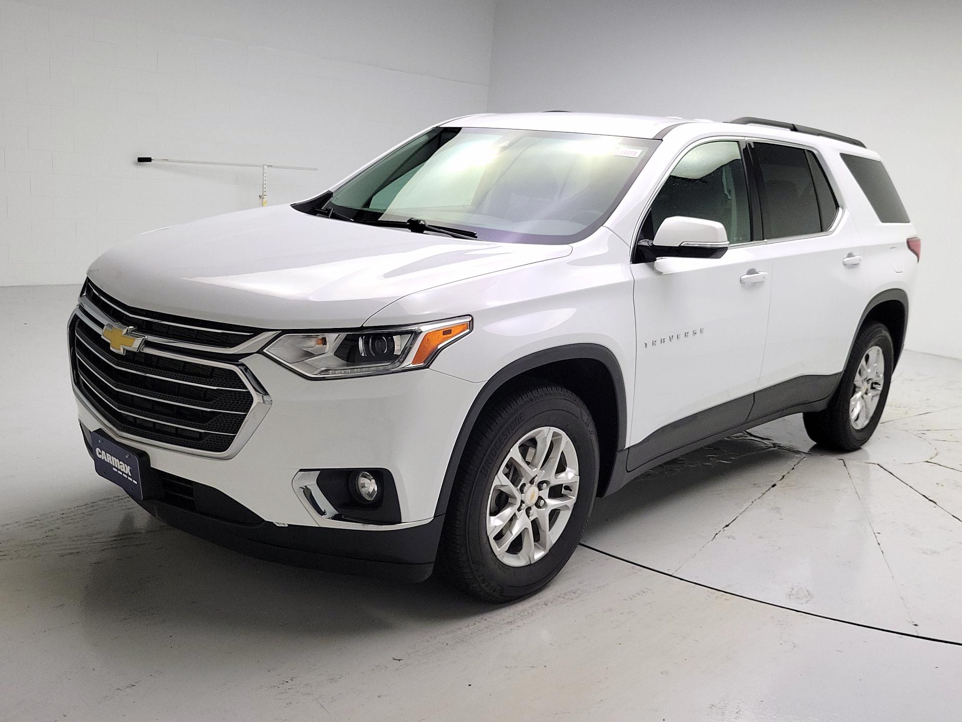 Thumbnail: 2020 Chevrolet Traverse - 3