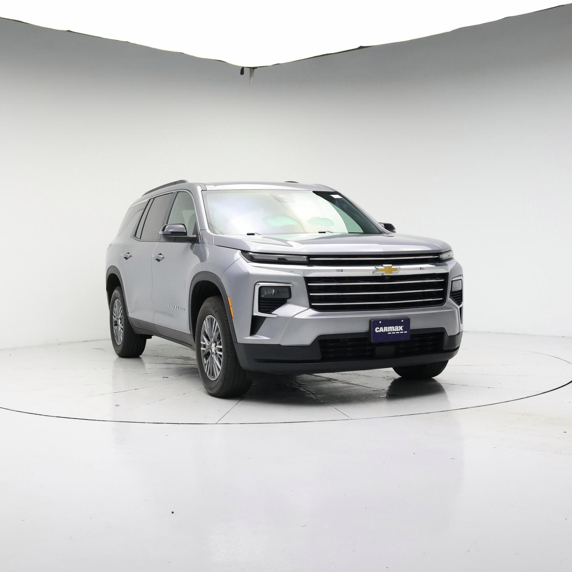 Gray 2025 Chevrolet Traverse SUV / Crossover Four-Wheel Drive Automatic