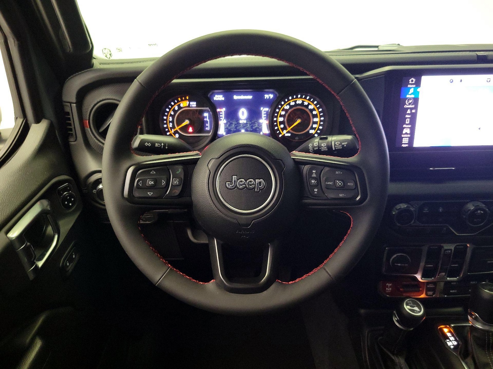 2024 Jeep Wrangler 4-Door Rubicon - Photo 11