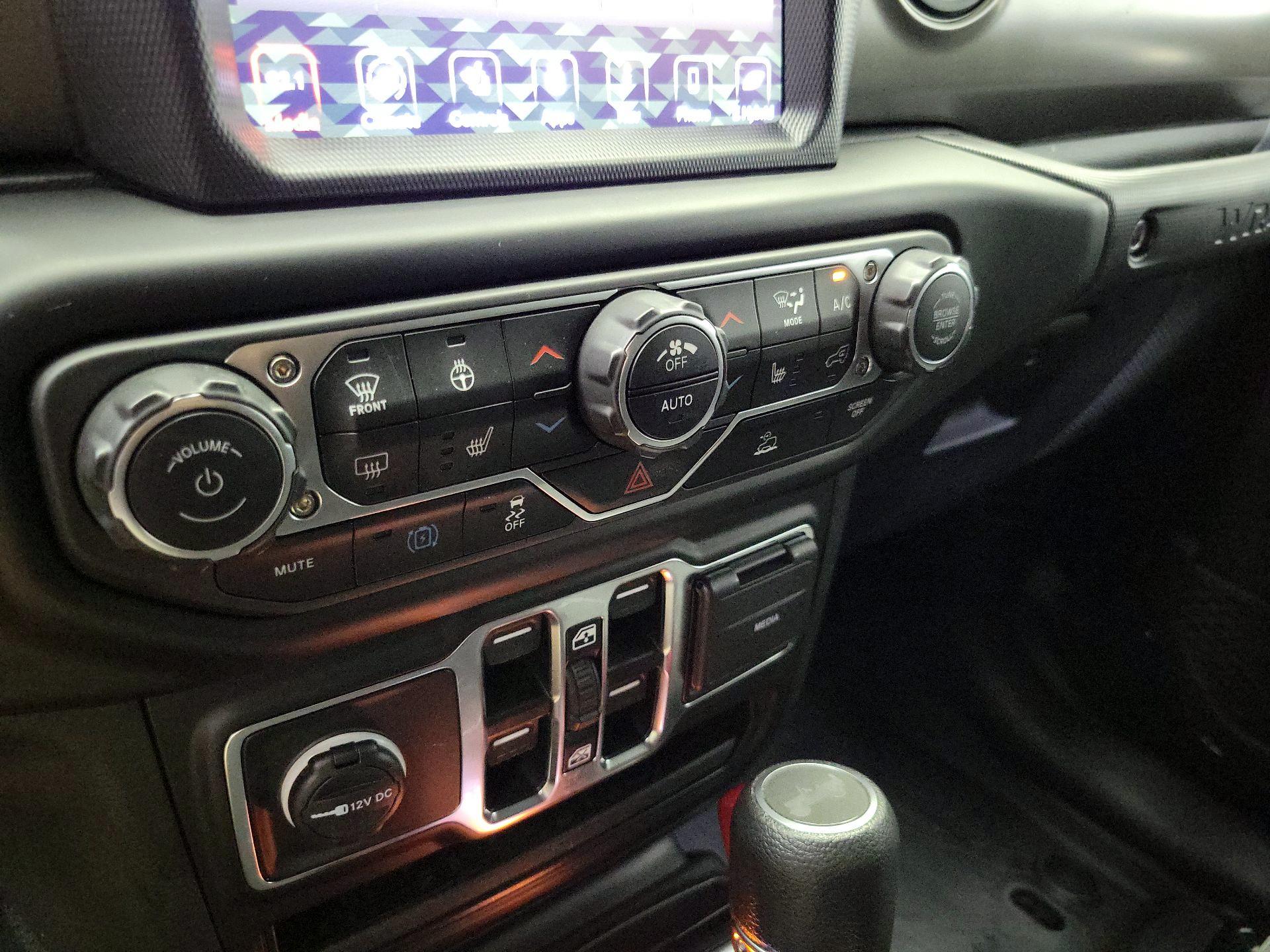 Thumbnail: 2023 Jeep Wrangler - 15