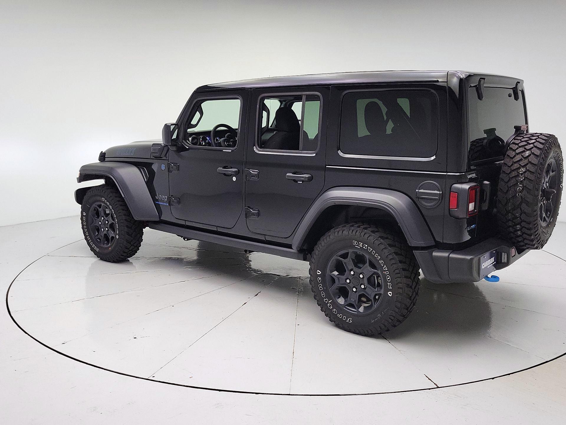 Thumbnail: 2023 Jeep Wrangler - 7