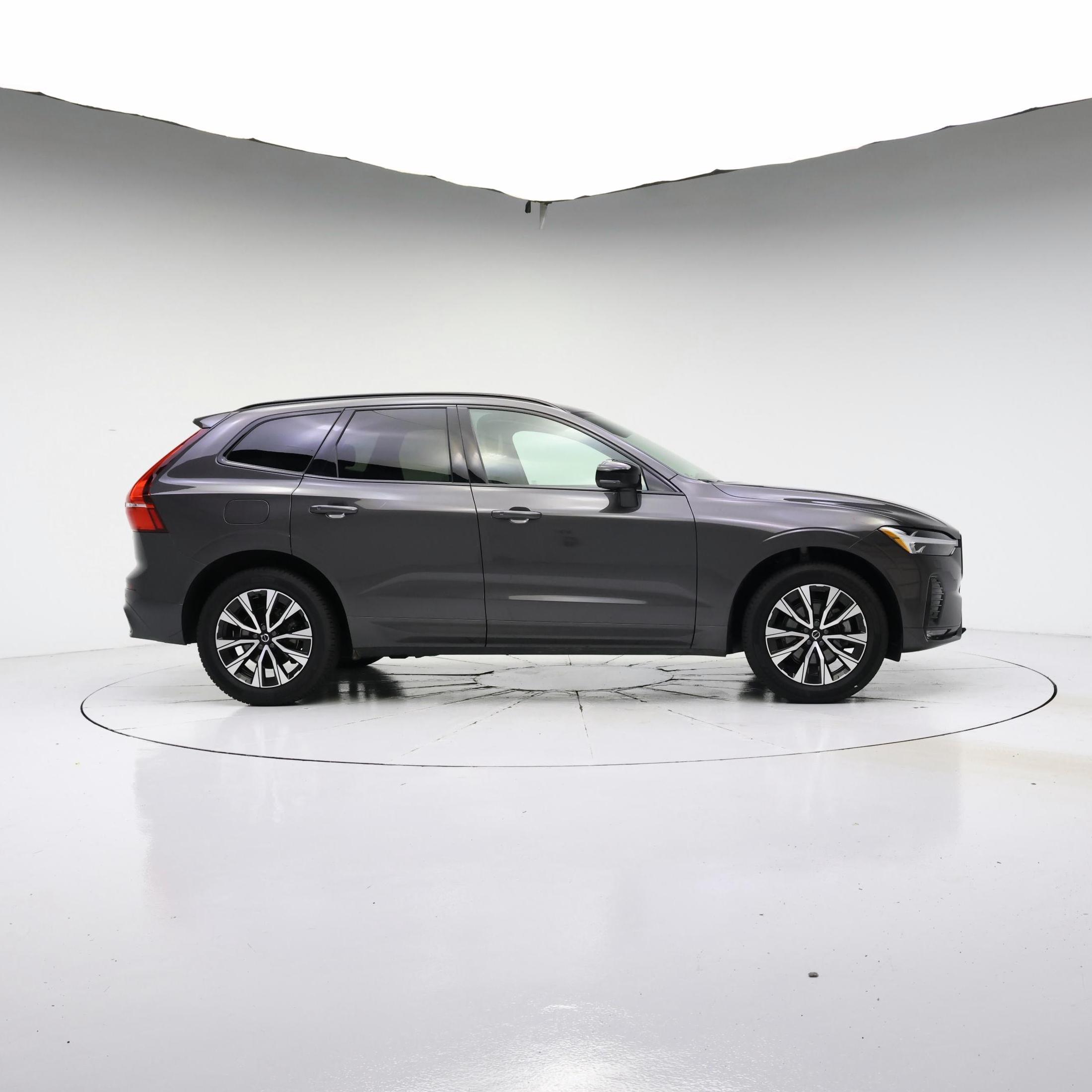 Thumbnail: 2024 Volvo XC60 - 7