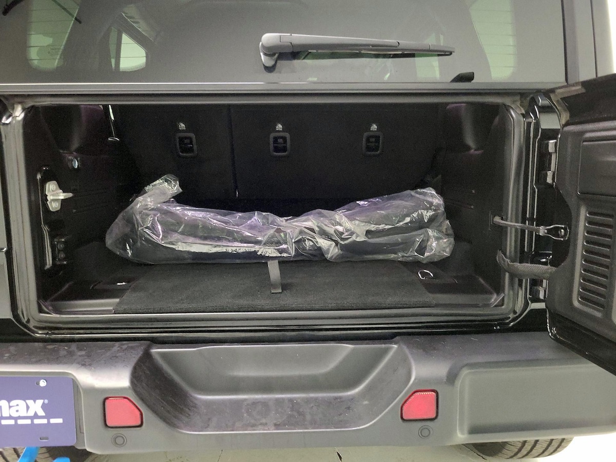 Trunk/Cargo (Seats Up)