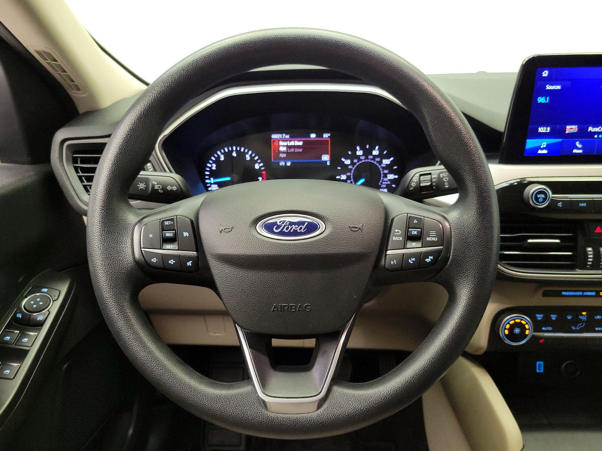Thumbnail: 2020 Ford Escape - 10