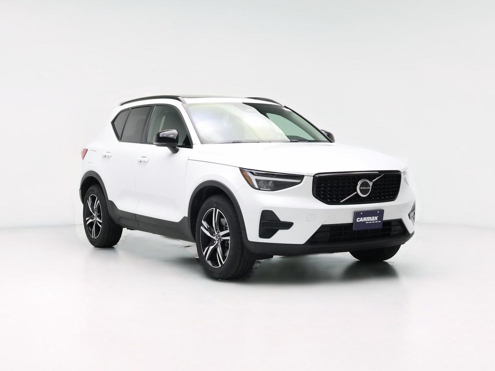 2024 Volvo XC40