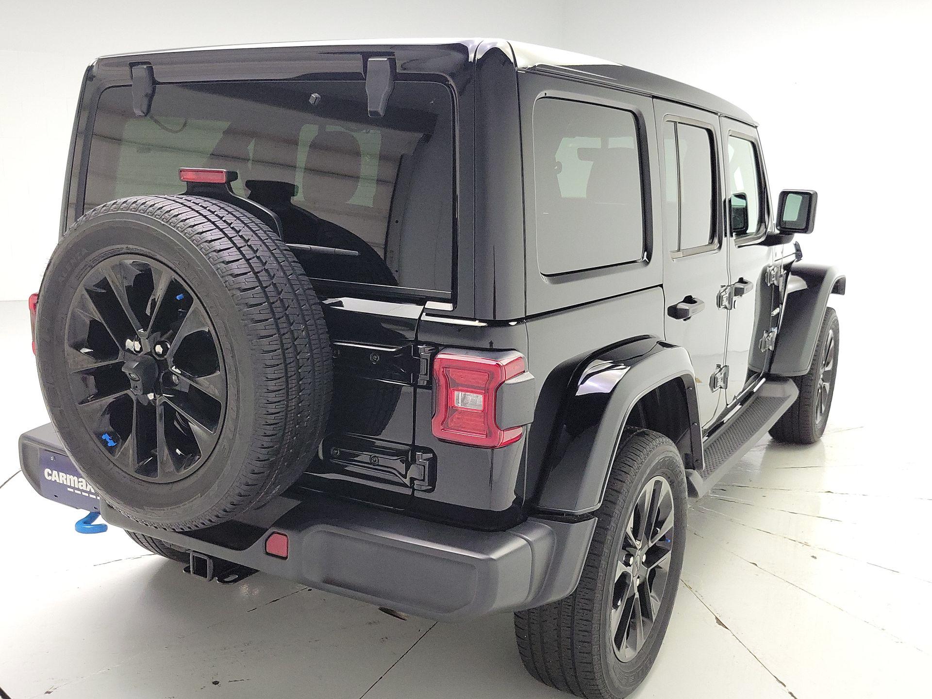 Thumbnail: 2023 Jeep Wrangler - 5