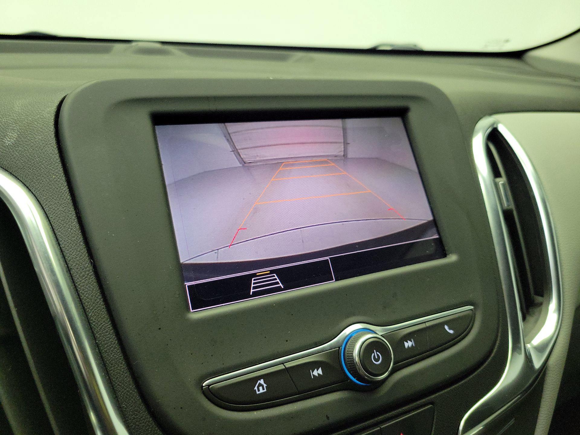 Thumbnail: 2022 Chevrolet Equinox - 14