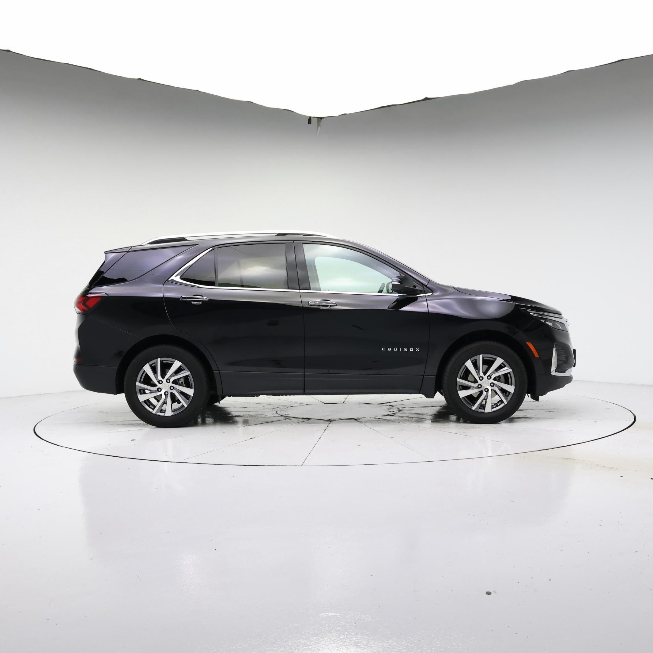 Thumbnail: 2023 Chevrolet Equinox - 7
