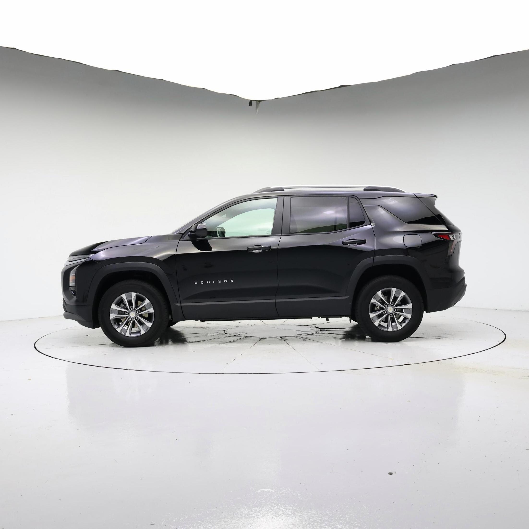 Thumbnail: 2025 Chevrolet Equinox - 3