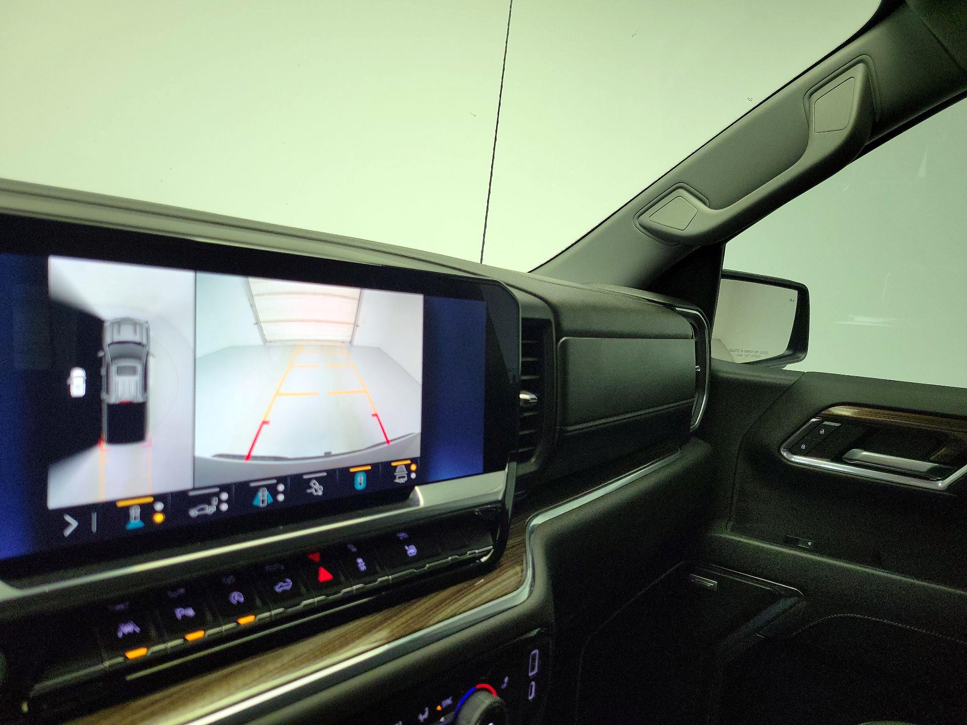 Thumbnail: 2023 Chevrolet Silverado 1500 - 14