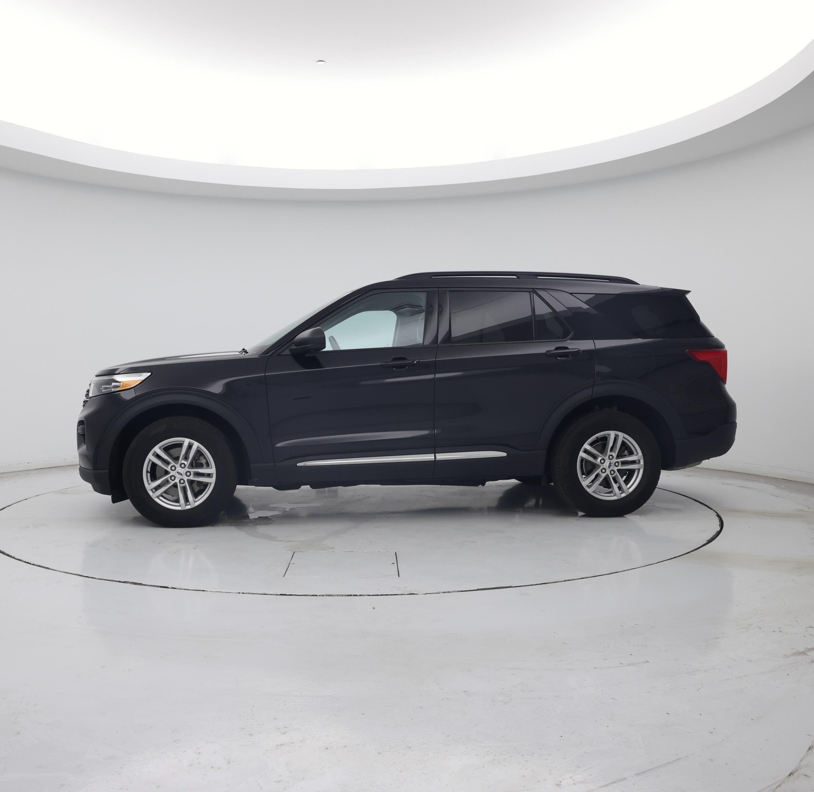 Thumbnail: 2024 Ford Explorer - 3