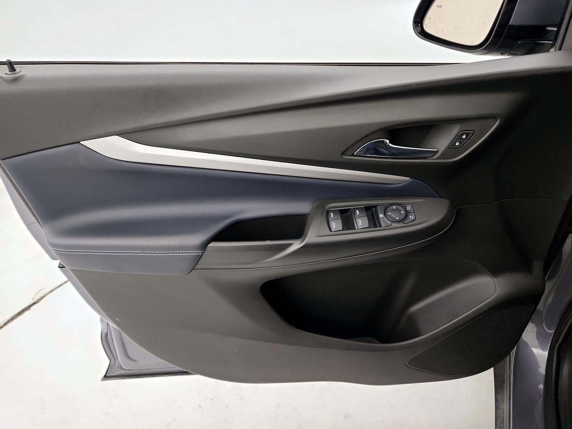 Thumbnail: 2022 Chevrolet Bolt EUV - 12