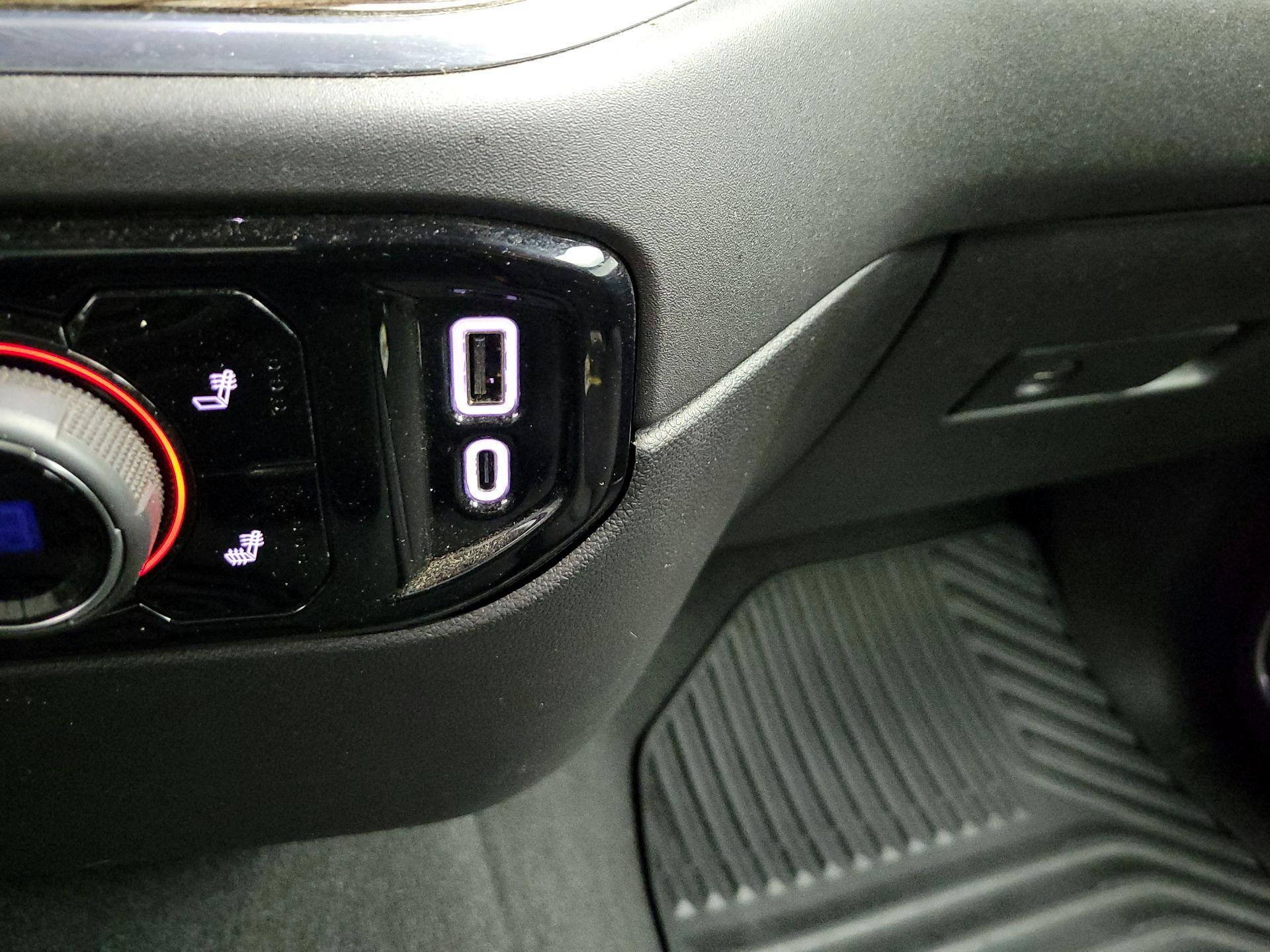 Thumbnail: 2024 Chevrolet Silverado 1500 - 17