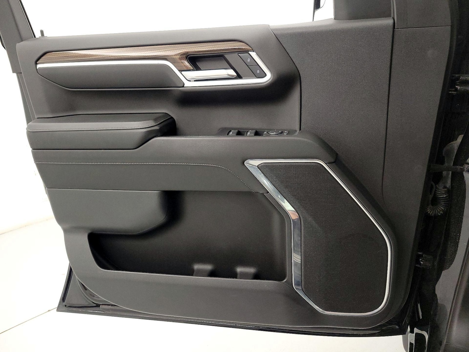 2023 Chevrolet Silverado 1500 LT - Photo 13