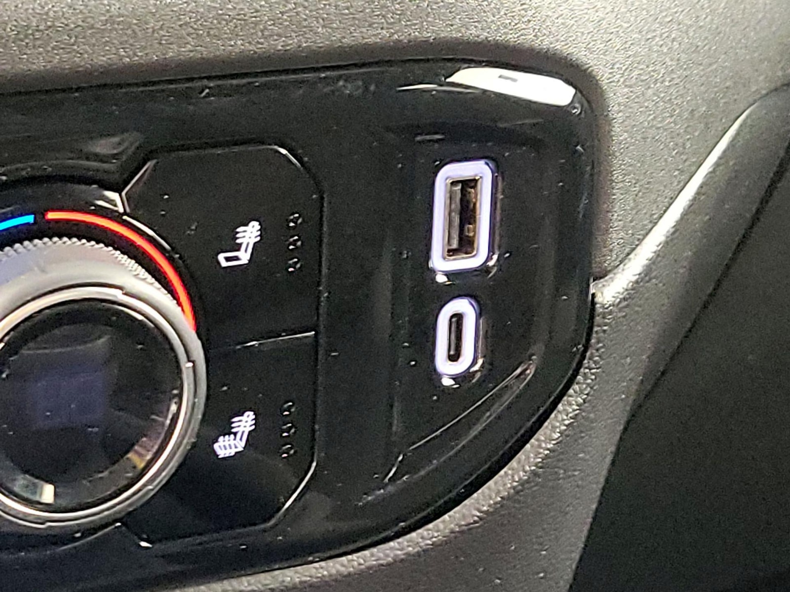 2023 Chevrolet Silverado 1500 LT - Photo 19
