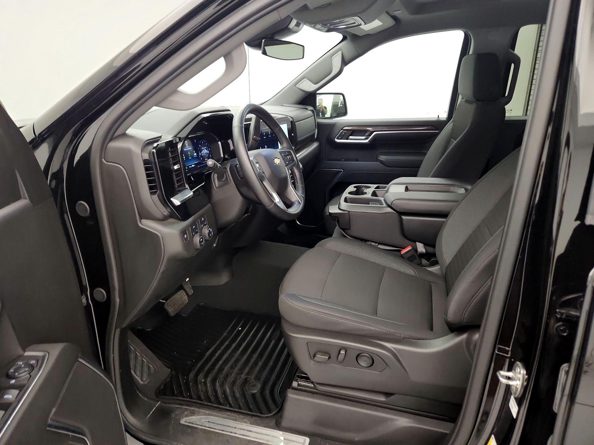 Thumbnail: 2024 Chevrolet Silverado 1500 - 11